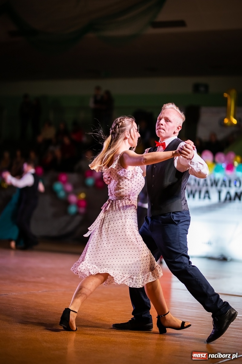 Zdjęcie w galerii na portalu naszraciborz.pl: Młodzieżowa Rewia Tańca w Arenie Rafako wiadomości z regionu