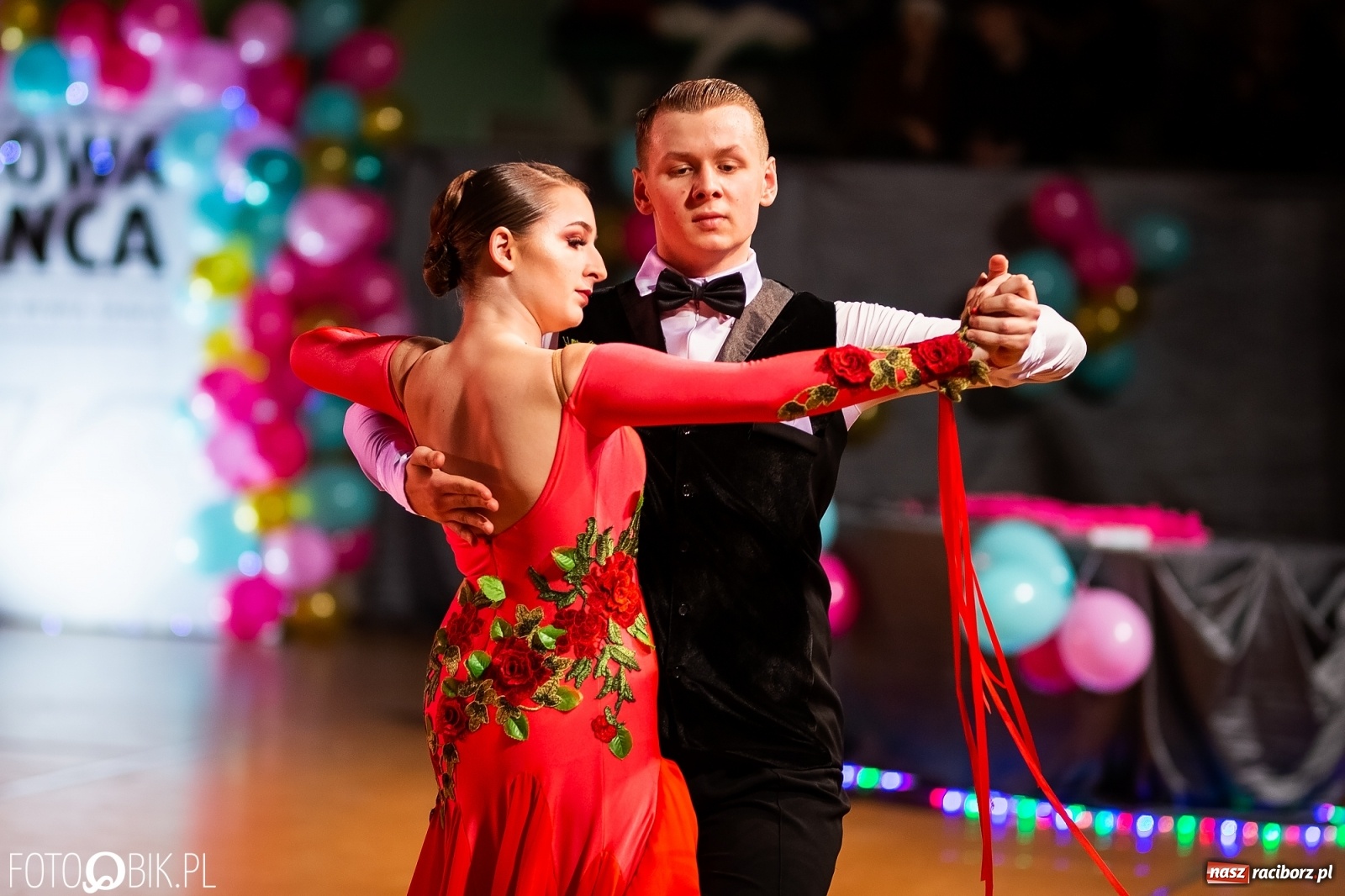 Zdjęcie w galerii na portalu naszraciborz.pl: Młodzieżowa Rewia Tańca w Arenie Rafako wiadomości z regionu