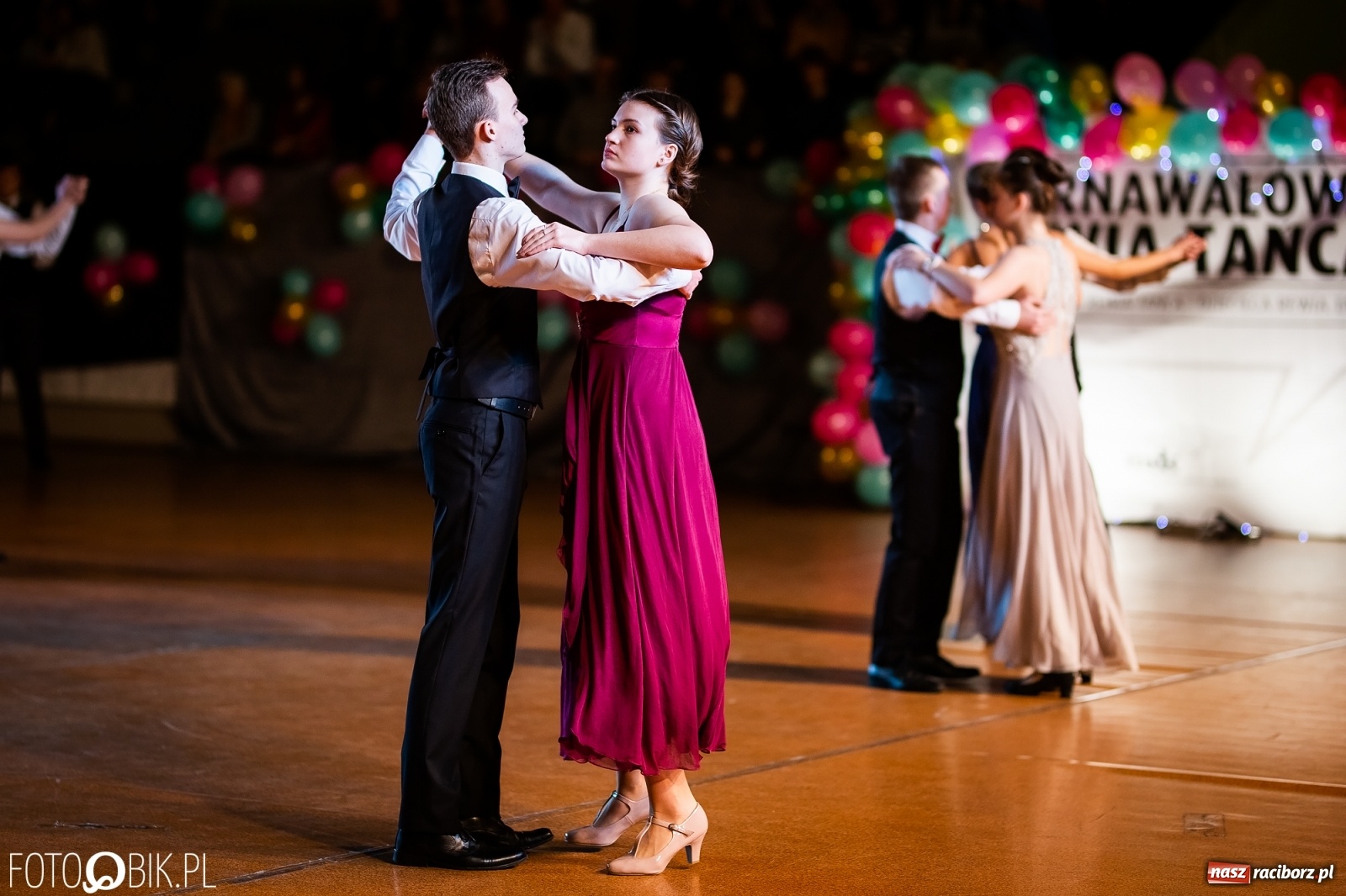 Zdjęcie w galerii na portalu naszraciborz.pl: Młodzieżowa Rewia Tańca w Arenie Rafako wiadomości z regionu