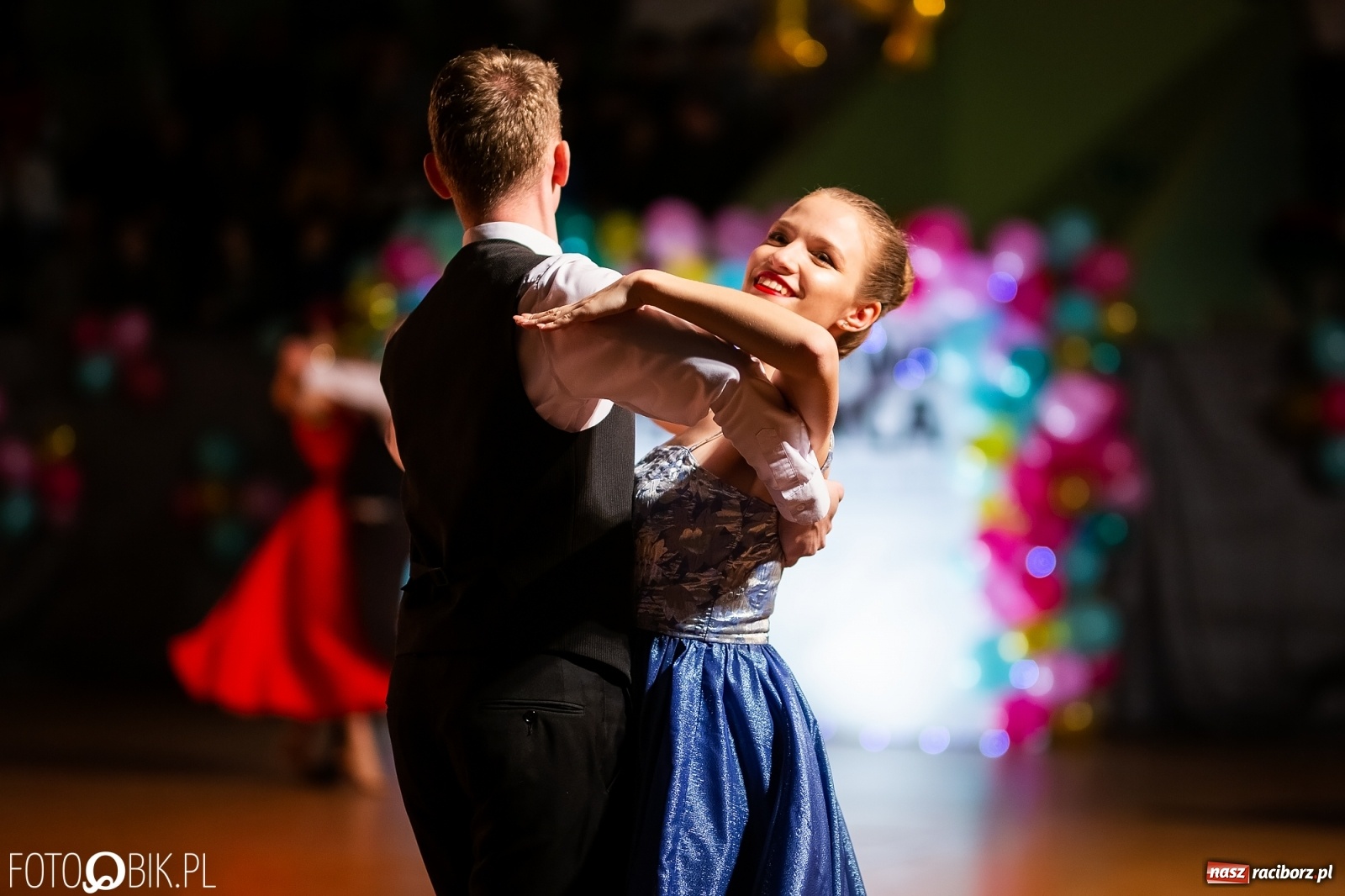 Zdjęcie w galerii na portalu naszraciborz.pl: Młodzieżowa Rewia Tańca w Arenie Rafako wiadomości z regionu