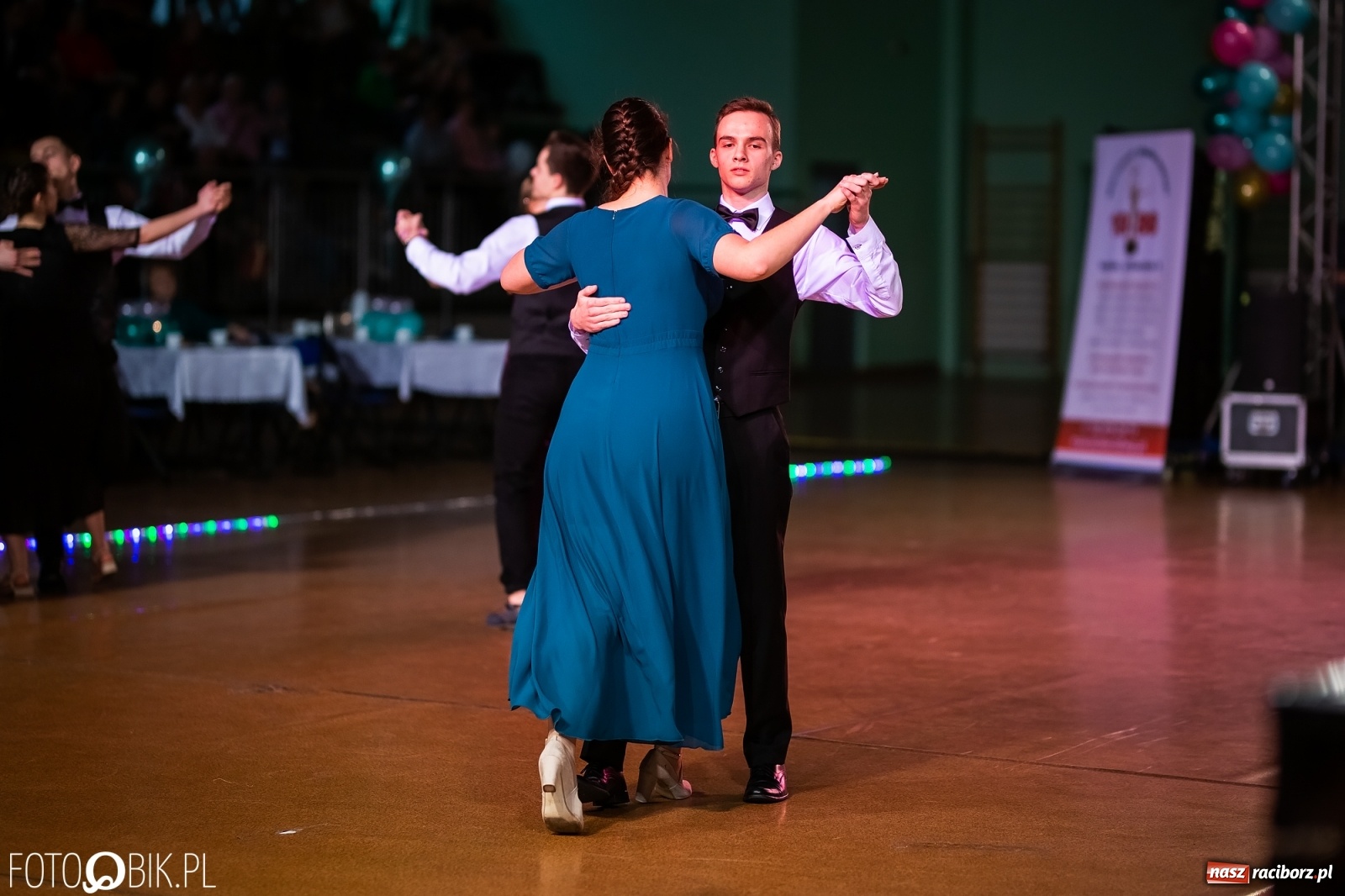 Zdjęcie w galerii na portalu naszraciborz.pl: Młodzieżowa Rewia Tańca w Arenie Rafako wiadomości z regionu