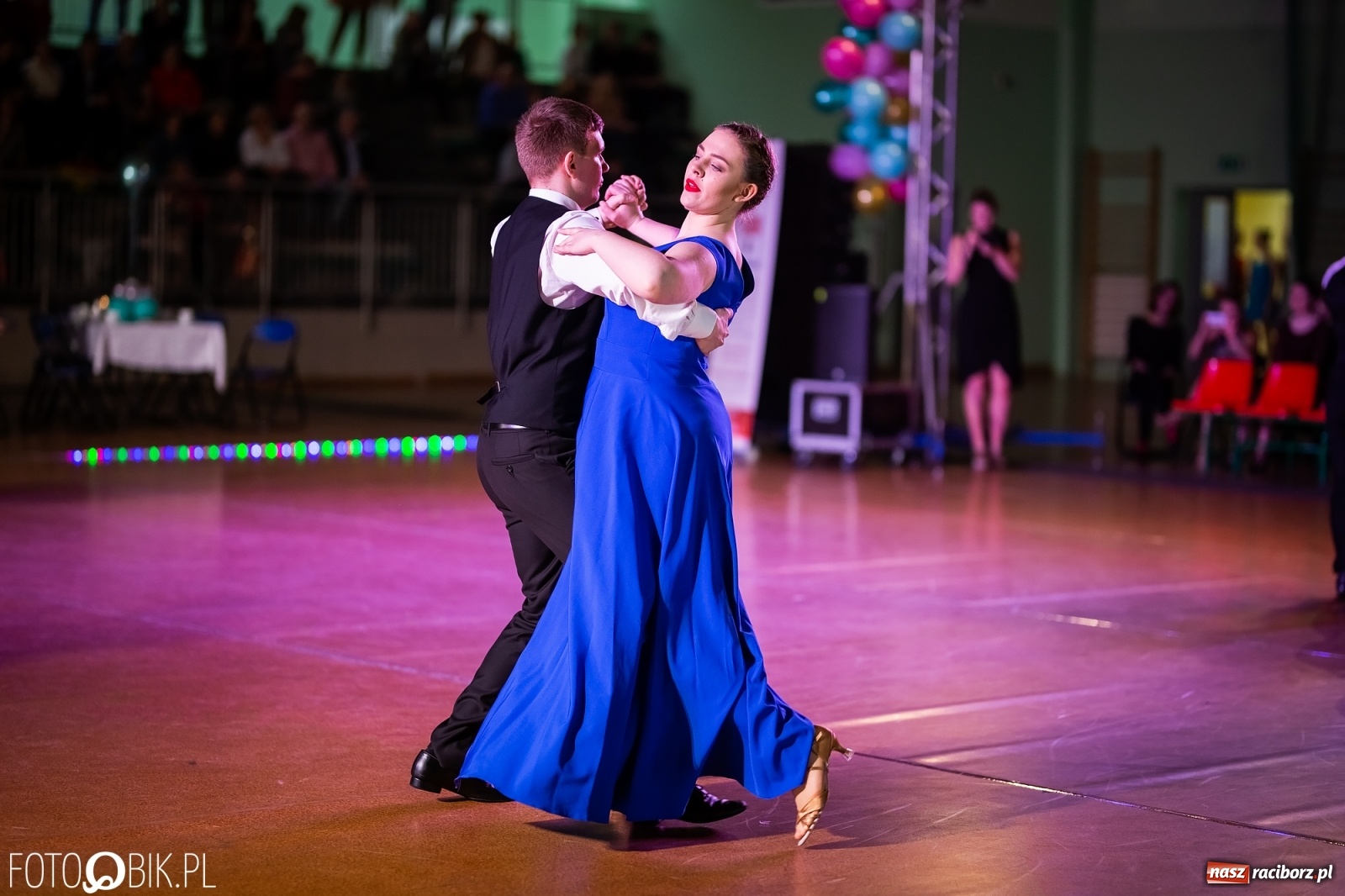 Zdjęcie w galerii na portalu naszraciborz.pl: Młodzieżowa Rewia Tańca w Arenie Rafako wiadomości z regionu