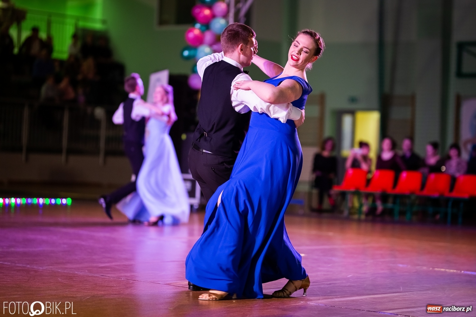 Zdjęcie w galerii na portalu naszraciborz.pl: Młodzieżowa Rewia Tańca w Arenie Rafako wiadomości z regionu