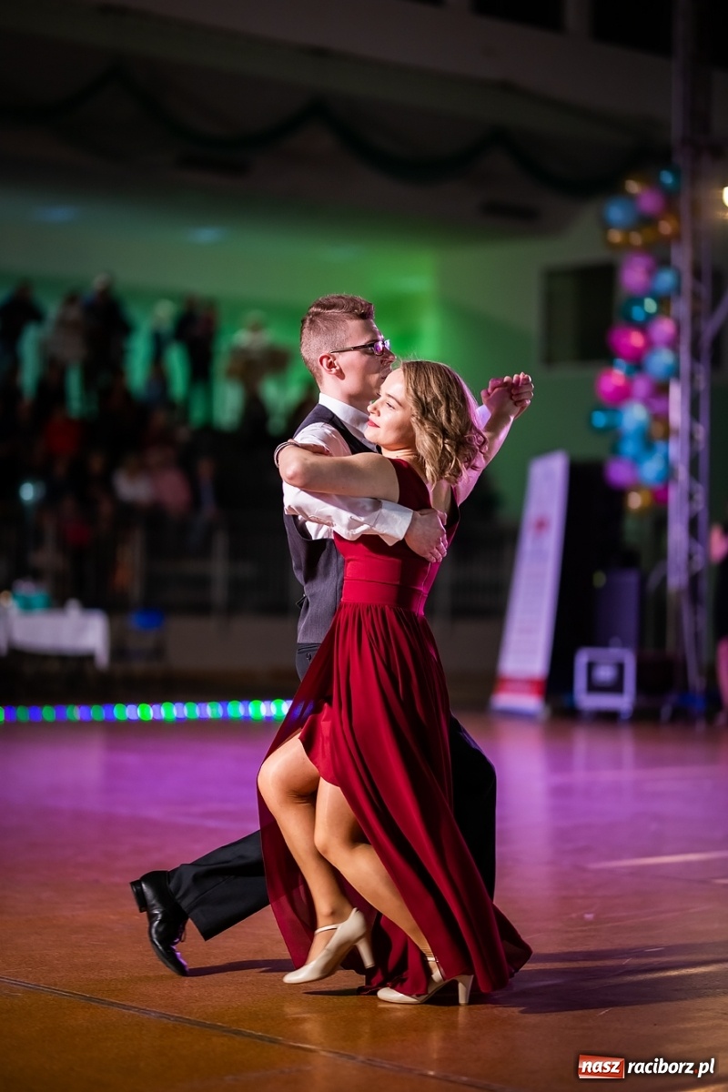 Zdjęcie w galerii na portalu naszraciborz.pl: Młodzieżowa Rewia Tańca w Arenie Rafako wiadomości z regionu