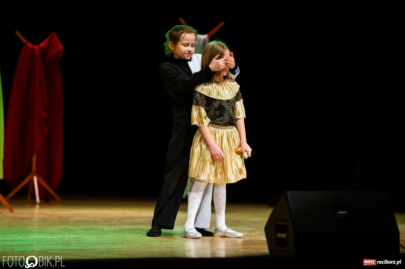 Zdjęcie w galerii na portalu naszraciborz.pl: Sen Księżniczki w wykonaniu aktorów Teatru Miodzio i Małe Miodzio wiadomości z regionu