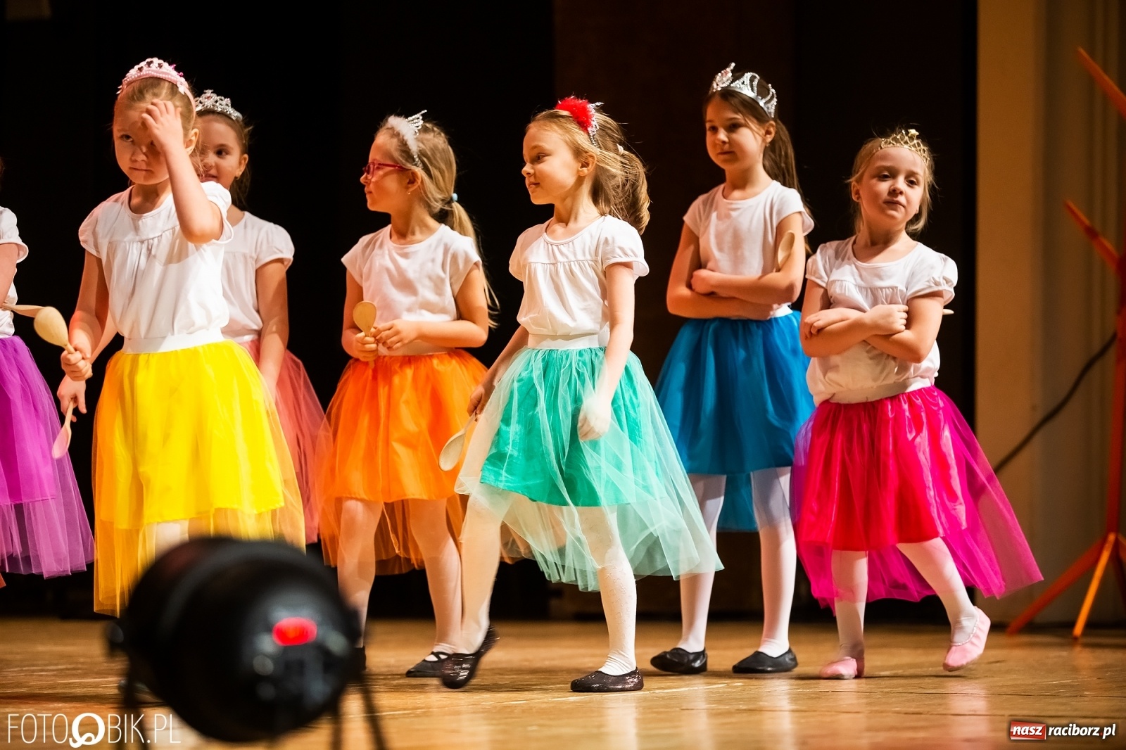 Zdjęcie w galerii na portalu naszraciborz.pl: Sen Księżniczki w wykonaniu aktorów Teatru Miodzio i Małe Miodzio wiadomości z regionu