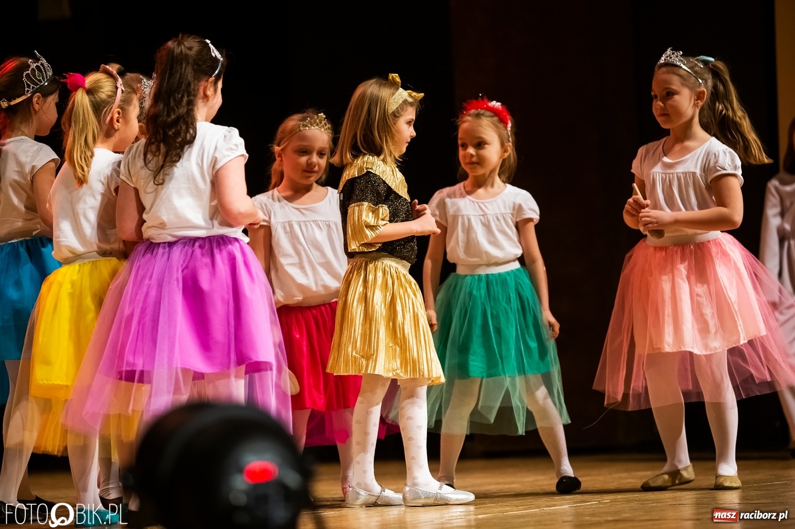 Zdjęcie w galerii na portalu naszraciborz.pl: Sen Księżniczki w wykonaniu aktorów Teatru Miodzio i Małe Miodzio wiadomości z regionu