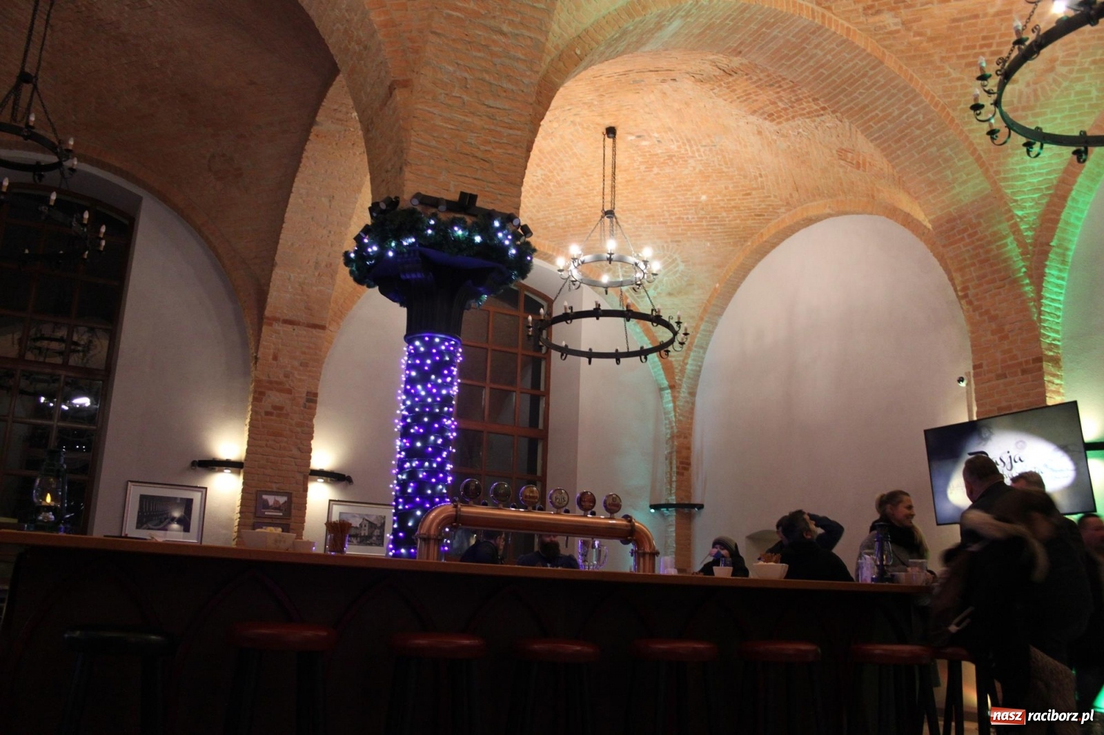 Zdjęcie w galerii na portalu naszraciborz.pl: Nocne zwiedzanie raciborskiego browaru  wiadomości z regionu