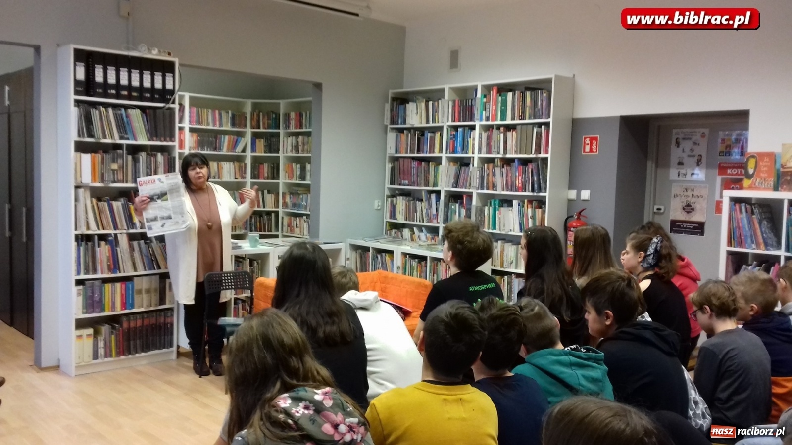 Zdjęcie w galerii na portalu naszraciborz.pl: Dzień Bezpiecznego Internetu w bibliotece wiadomości z regionu