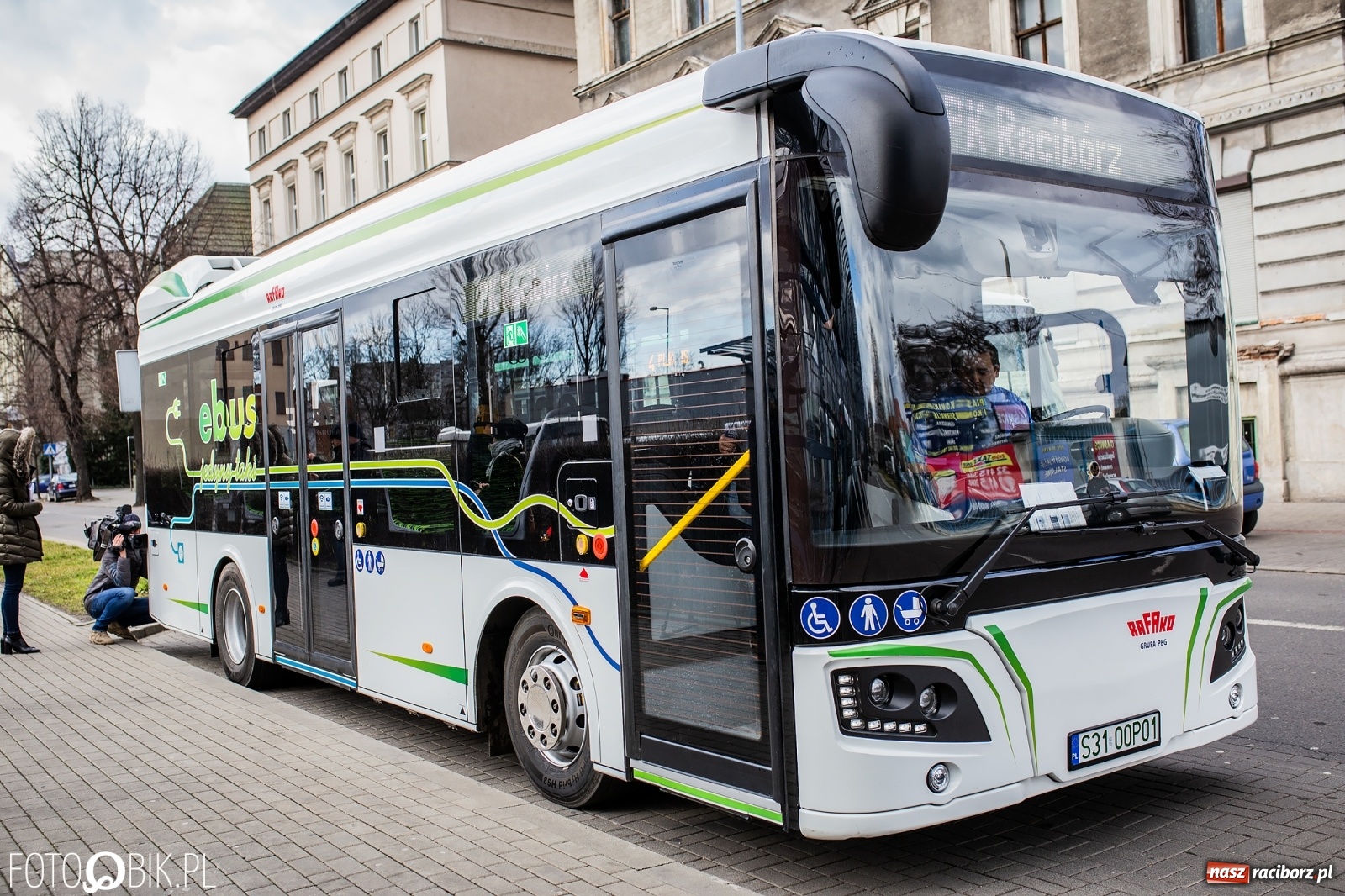 Zdjęcie w galerii na portalu naszraciborz.pl: Ruszyła produkcja e-busa zaprojektowanego przez Rafako  wiadomości z regionu