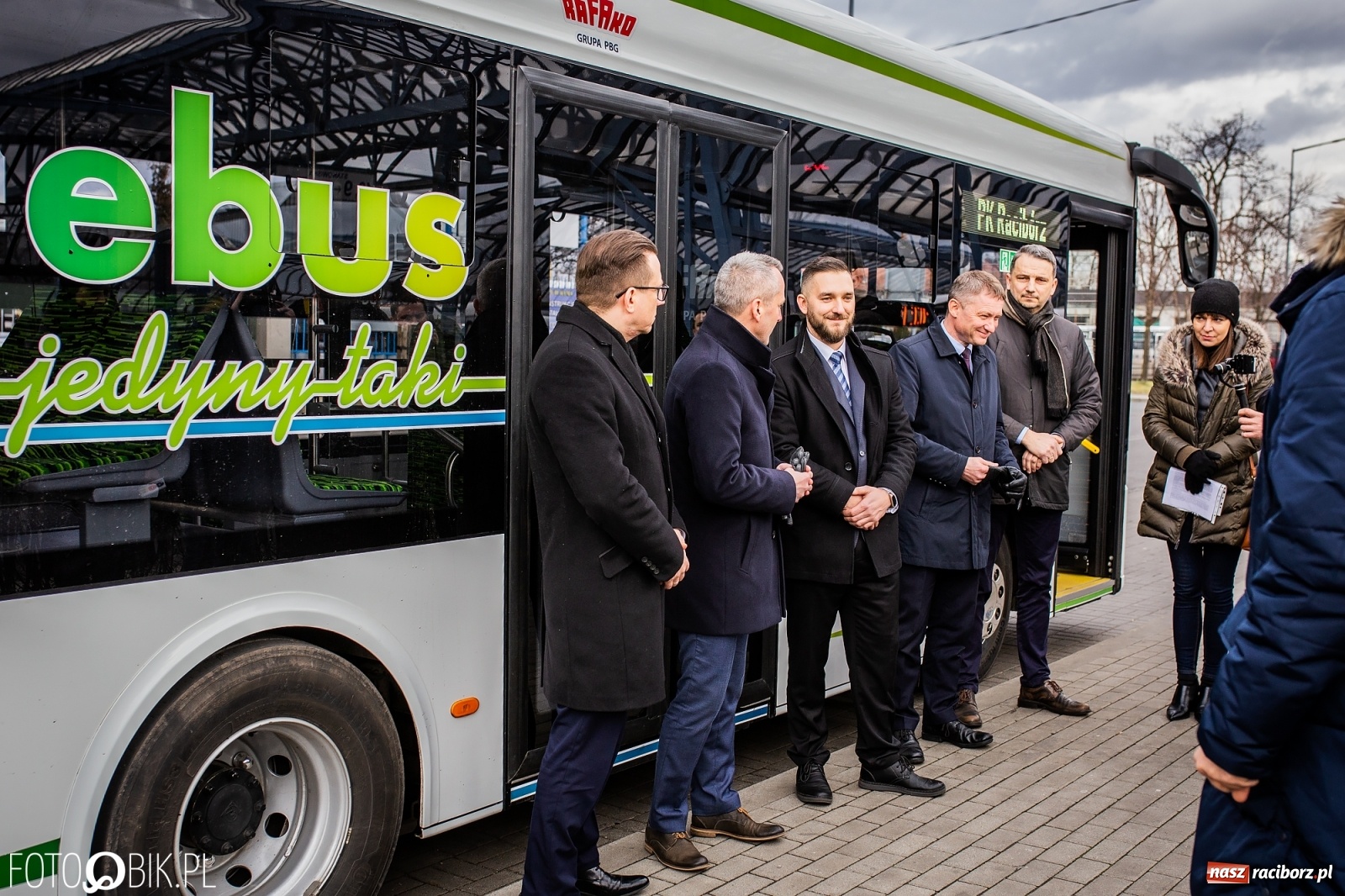 Zdjęcie w galerii na portalu naszraciborz.pl: Ruszyła produkcja e-busa zaprojektowanego przez Rafako  wiadomości z regionu