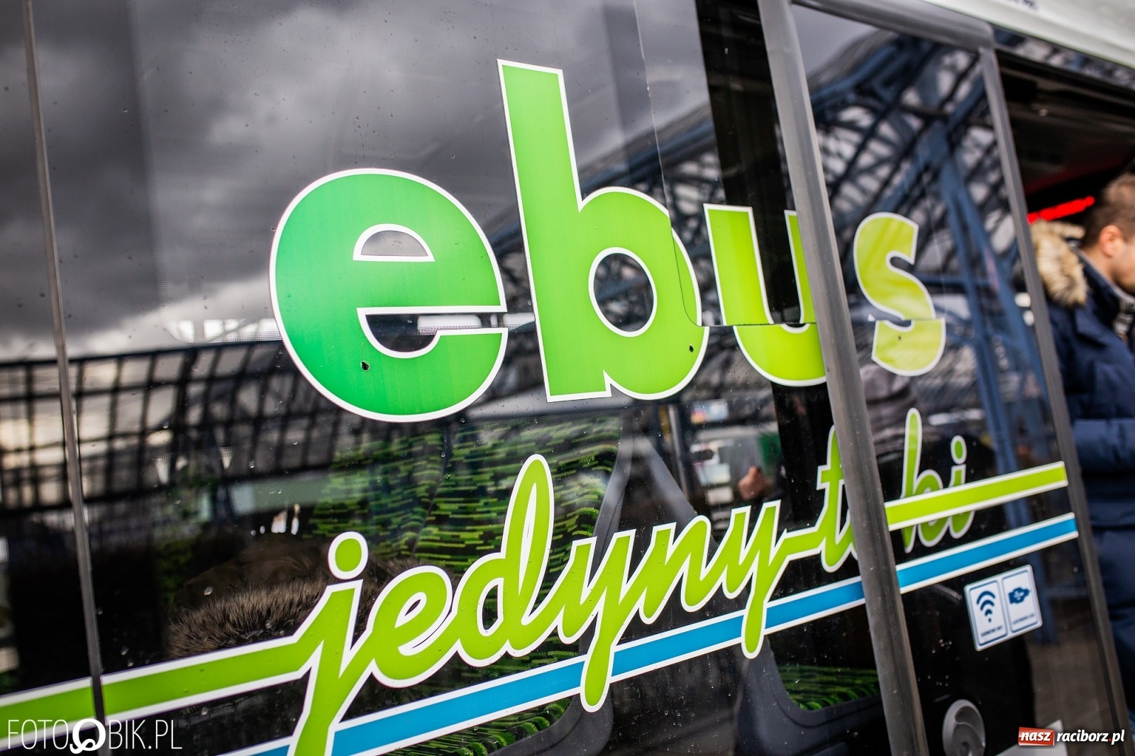 Zdjęcie w galerii na portalu naszraciborz.pl: Ruszyła produkcja e-busa zaprojektowanego przez Rafako  wiadomości z regionu