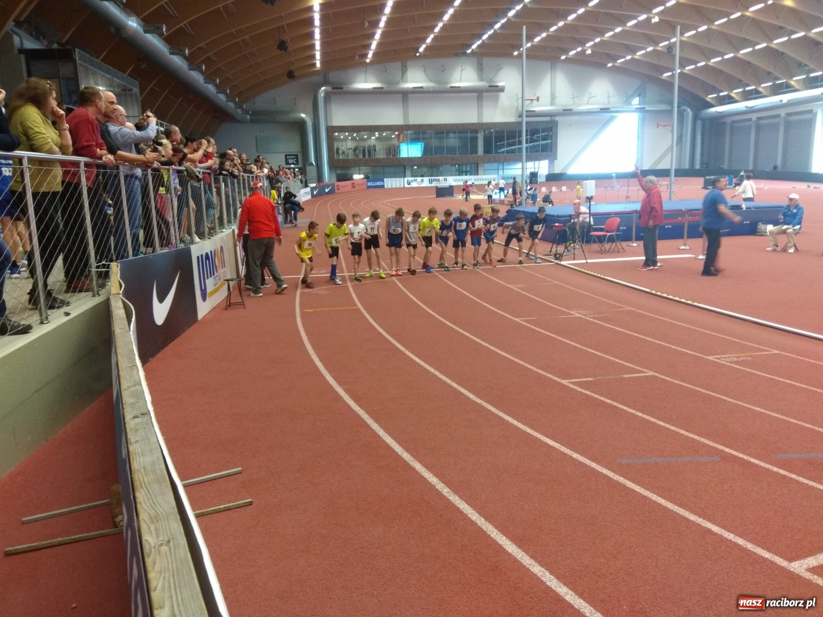 Zdjęcie w galerii na portalu naszraciborz.pl: Udany start raciborskich lekkoatletów w Ostrawie wiadomości z regionu