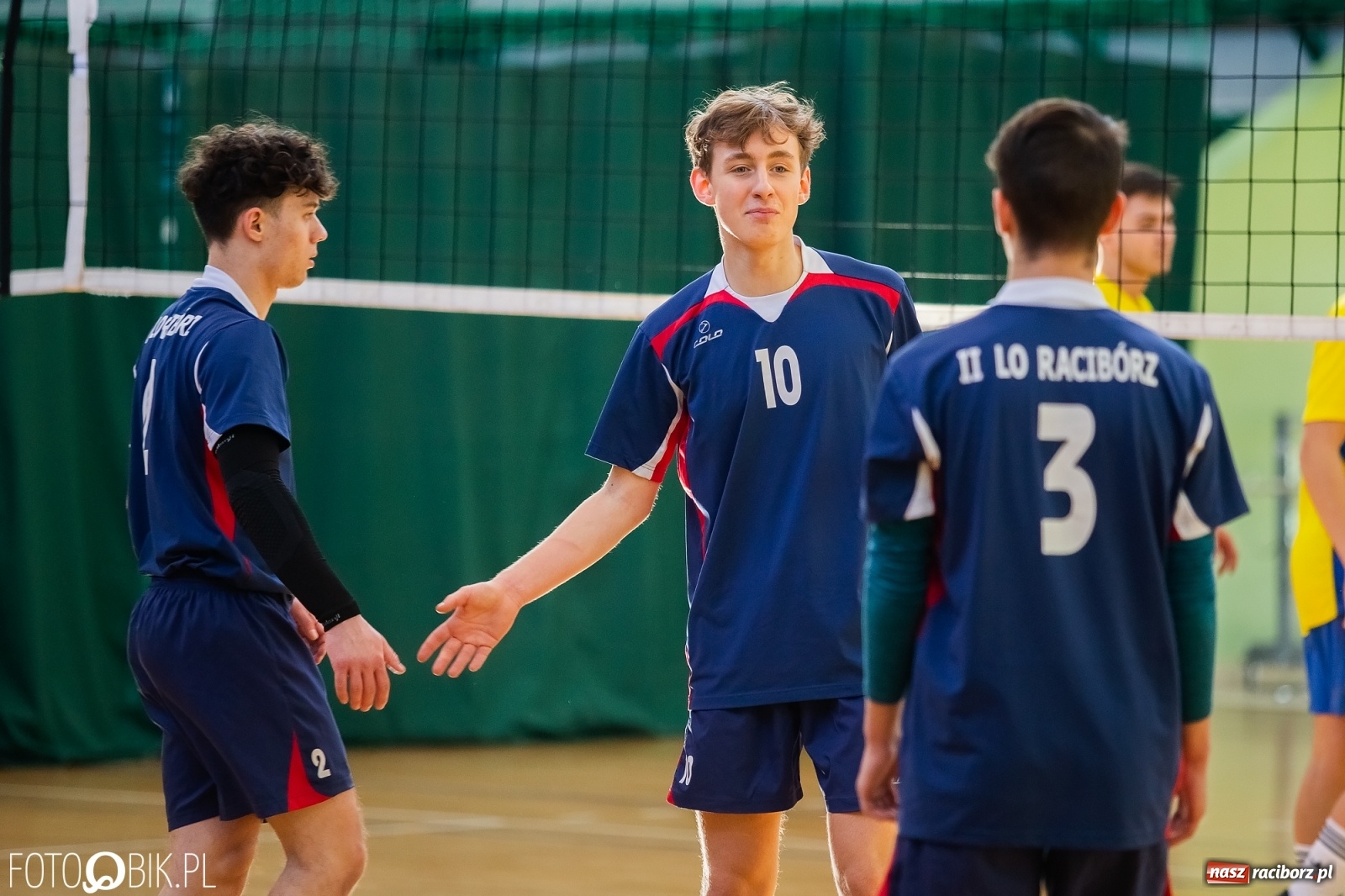 Zdjęcie w galerii na portalu naszraciborz.pl: Finały miejskie w siatkówce chłopców za nami wiadomości z regionu