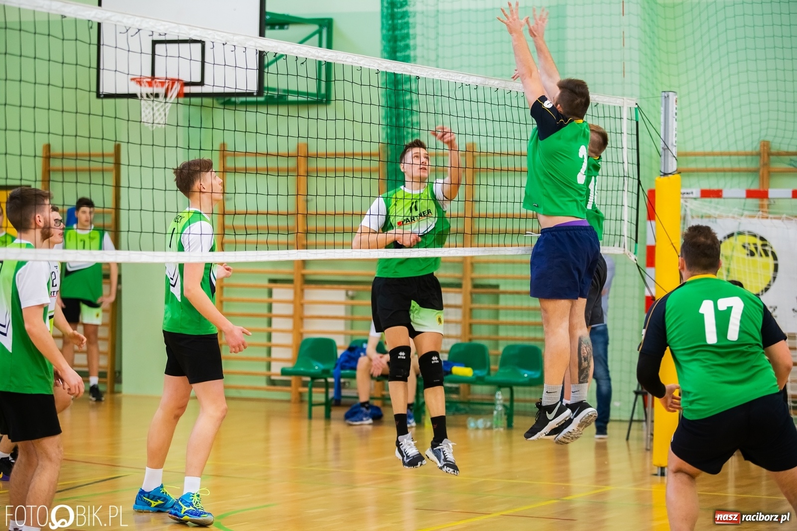 Zdjęcie w galerii na portalu naszraciborz.pl: Finały miejskie w siatkówce chłopców za nami wiadomości z regionu