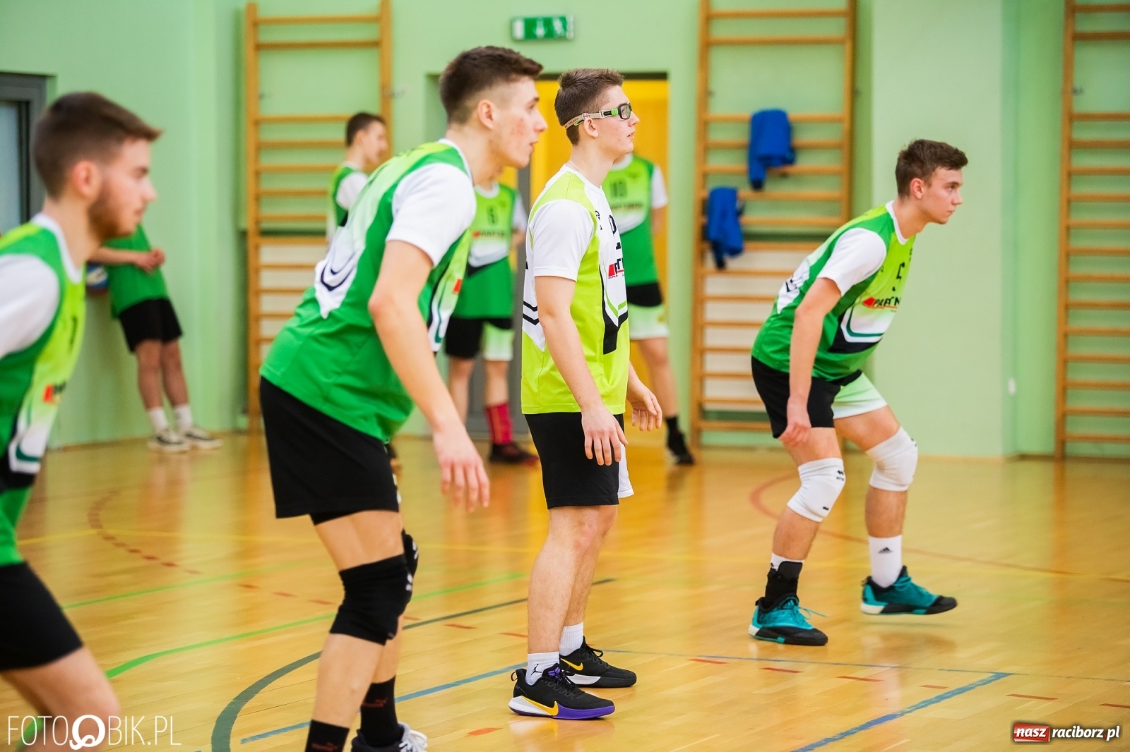 Zdjęcie w galerii na portalu naszraciborz.pl: Finały miejskie w siatkówce chłopców za nami wiadomości z regionu