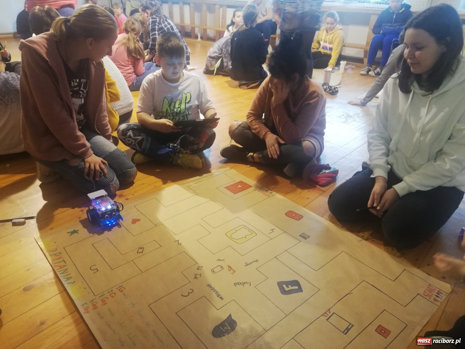 Zdjęcie w galerii na portalu naszraciborz.pl: Dzień internetu w Budziskach wiadomości z regionu