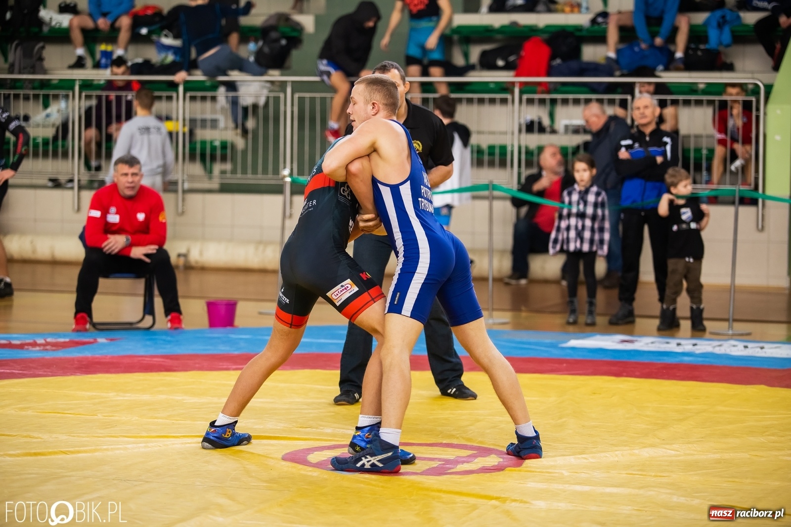 Zdjęcie w galerii na portalu naszraciborz.pl: Puchar Polski w zapasach w stylu klasycznym w Arenie Rafako wiadomości z regionu