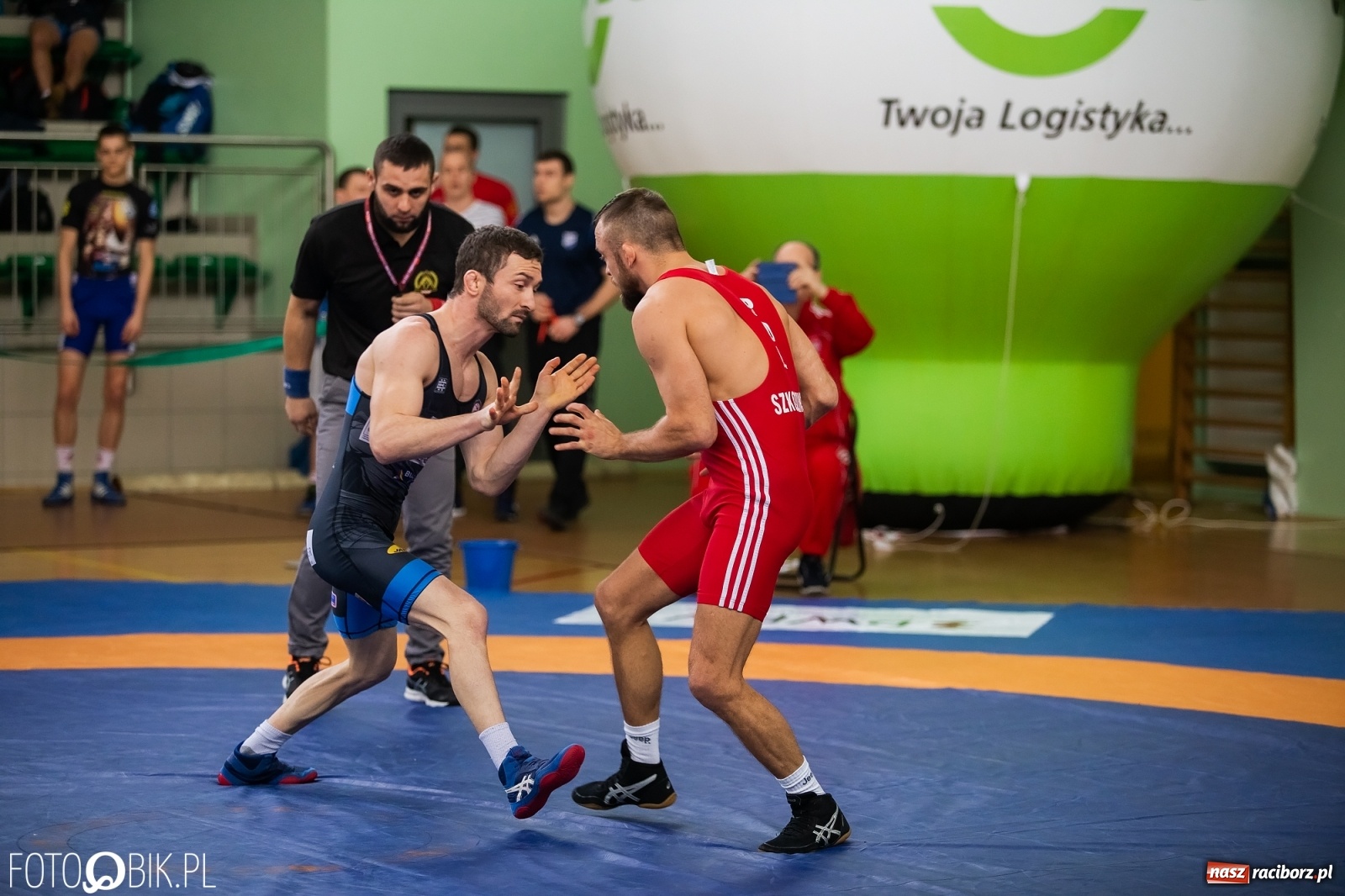 Zdjęcie w galerii na portalu naszraciborz.pl: Puchar Polski w zapasach w stylu klasycznym w Arenie Rafako wiadomości z regionu