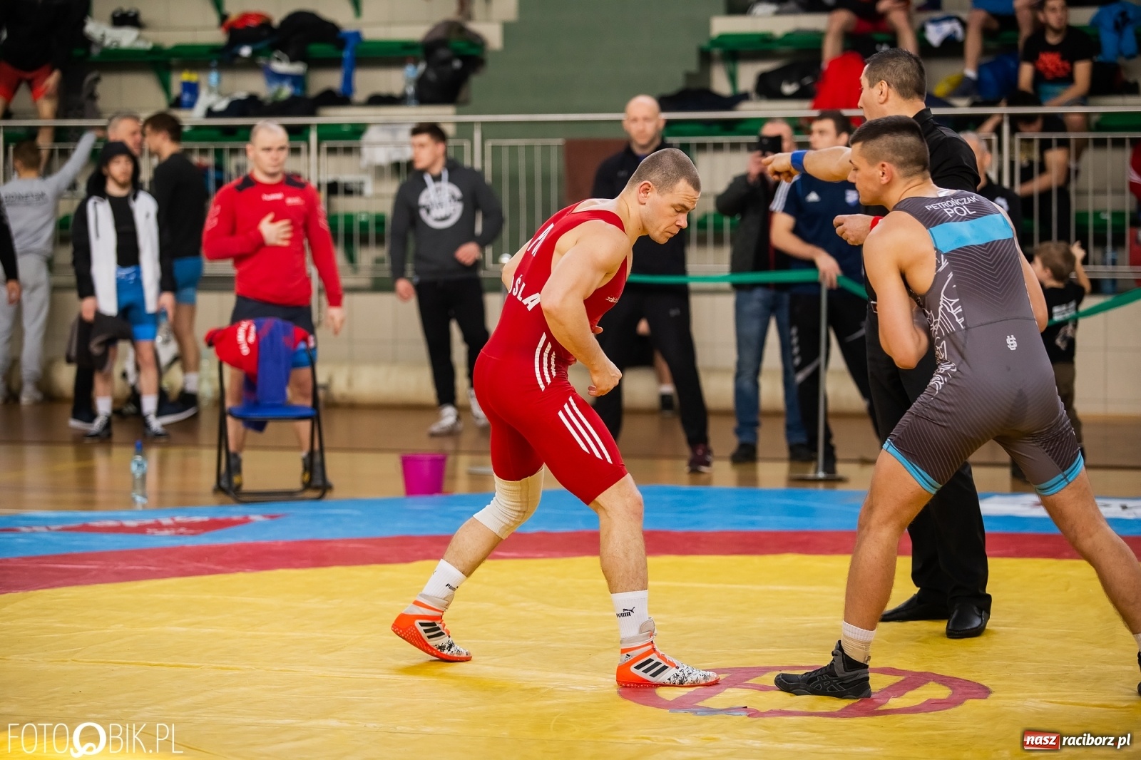 Zdjęcie w galerii na portalu naszraciborz.pl: Puchar Polski w zapasach w stylu klasycznym w Arenie Rafako wiadomości z regionu