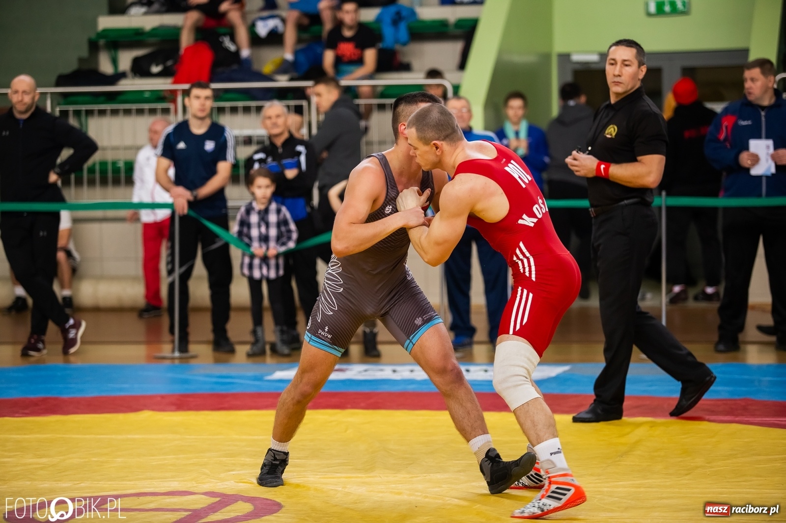 Zdjęcie w galerii na portalu naszraciborz.pl: Puchar Polski w zapasach w stylu klasycznym w Arenie Rafako wiadomości z regionu