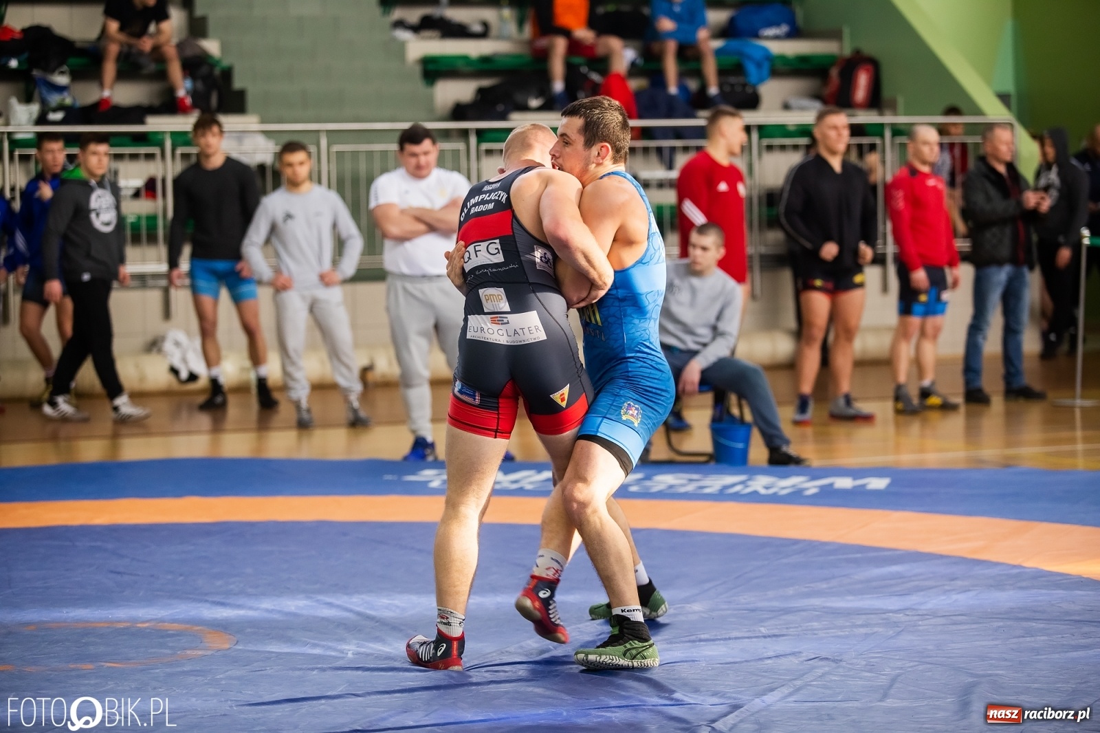 Zdjęcie w galerii na portalu naszraciborz.pl: Puchar Polski w zapasach w stylu klasycznym w Arenie Rafako wiadomości z regionu