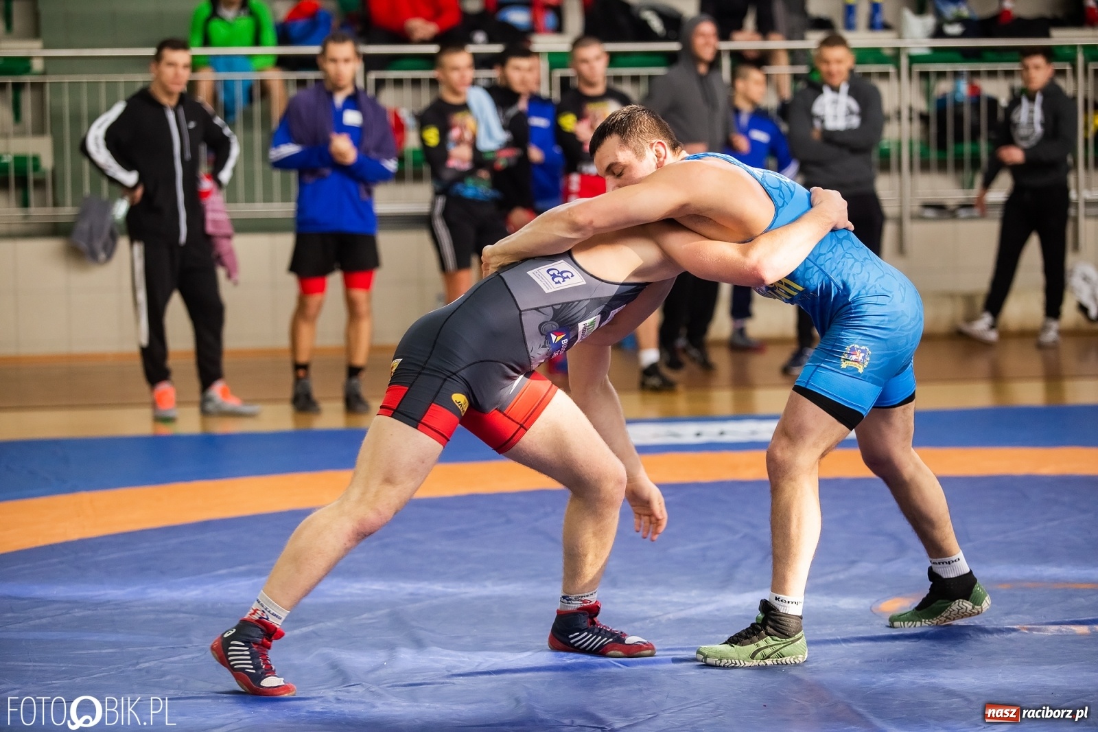 Zdjęcie w galerii na portalu naszraciborz.pl: Puchar Polski w zapasach w stylu klasycznym w Arenie Rafako wiadomości z regionu