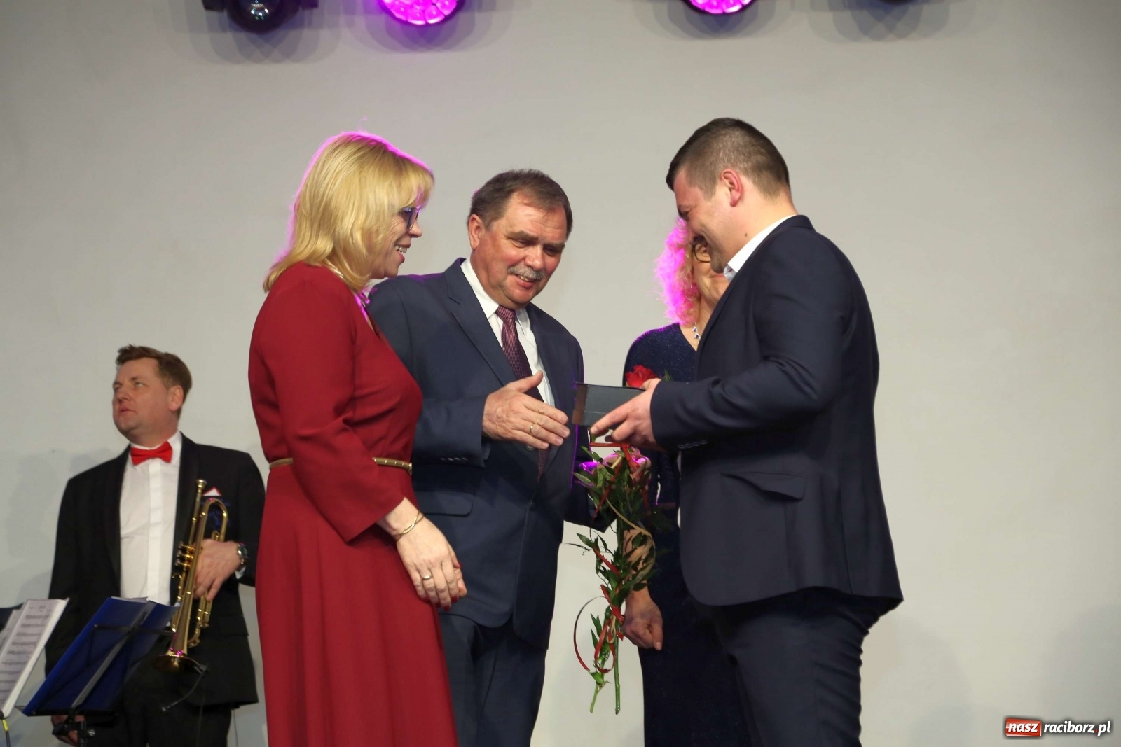 Zdjęcie w galerii na portalu naszraciborz.pl: XV Gala Przedsiębiorców w Pietrowicach Wielkich [FOTO] wiadomości z regionu