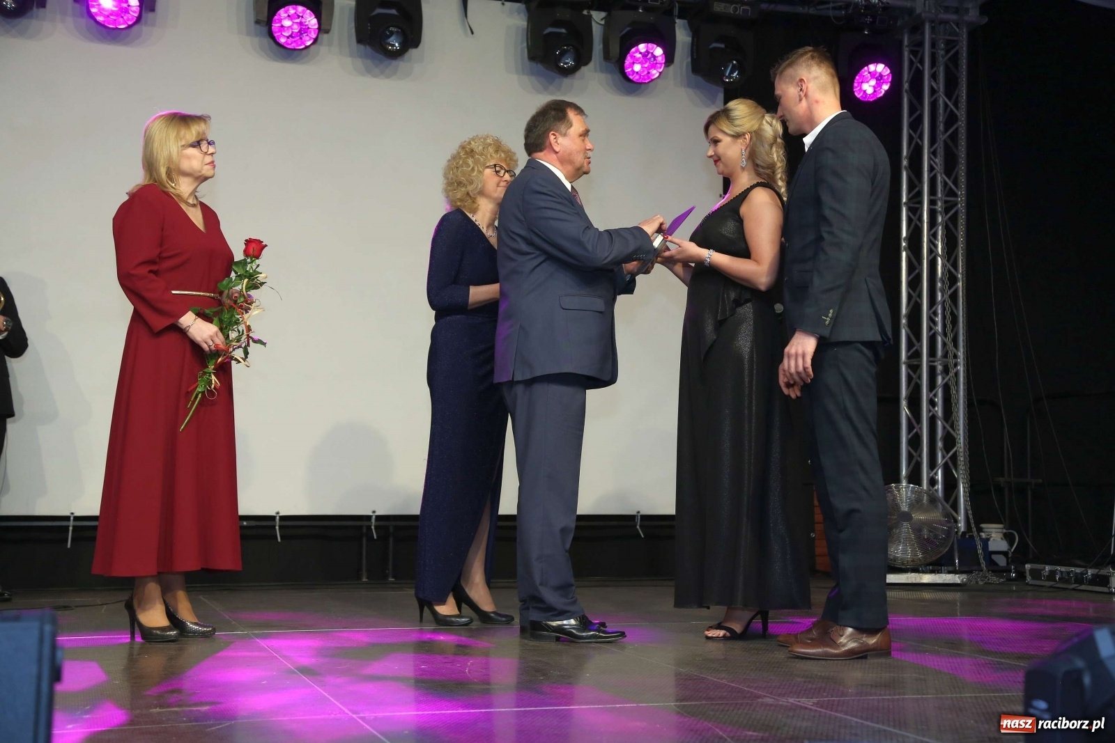 Zdjęcie w galerii na portalu naszraciborz.pl: XV Gala Przedsiębiorców w Pietrowicach Wielkich [FOTO] wiadomości z regionu