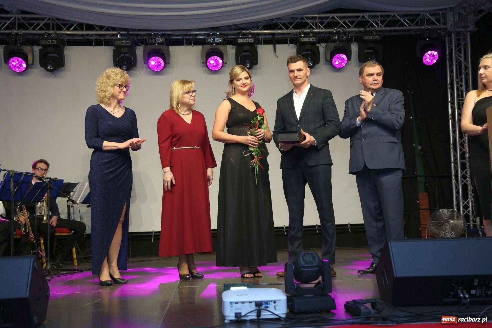 Zdjęcie w galerii na portalu naszraciborz.pl: XV Gala Przedsiębiorców w Pietrowicach Wielkich [FOTO] wiadomości z regionu