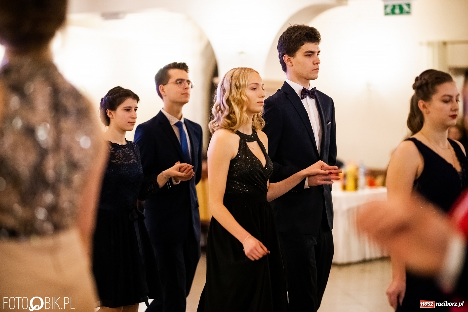 Zdjęcie w galerii na portalu naszraciborz.pl: Studniówka I LO im. Jana Kasprowicza w Raciborzu wiadomości z regionu