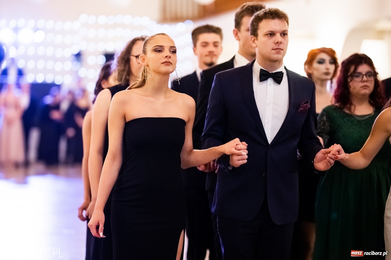 Zdjęcie w galerii na portalu naszraciborz.pl: Studniówka I LO im. Jana Kasprowicza w Raciborzu wiadomości z regionu