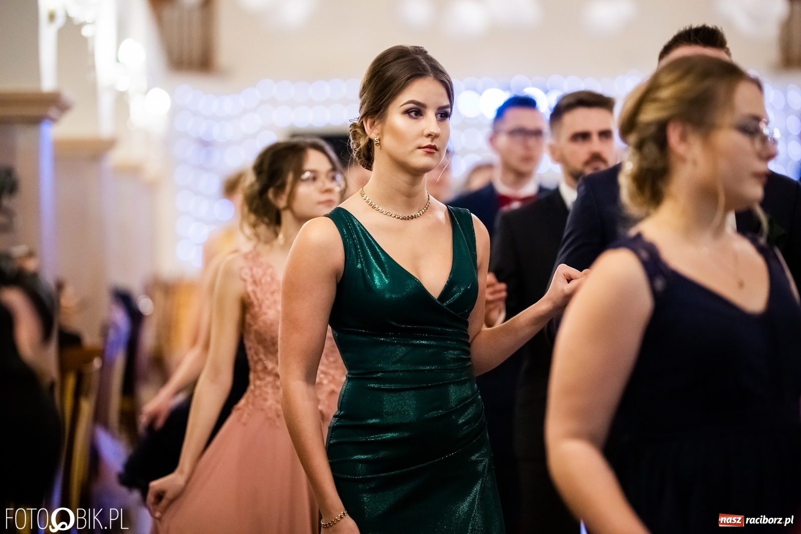 Zdjęcie w galerii na portalu naszraciborz.pl: Studniówka I LO im. Jana Kasprowicza w Raciborzu wiadomości z regionu