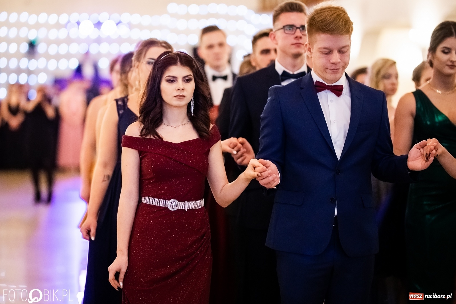 Zdjęcie w galerii na portalu naszraciborz.pl: Studniówka I LO im. Jana Kasprowicza w Raciborzu wiadomości z regionu