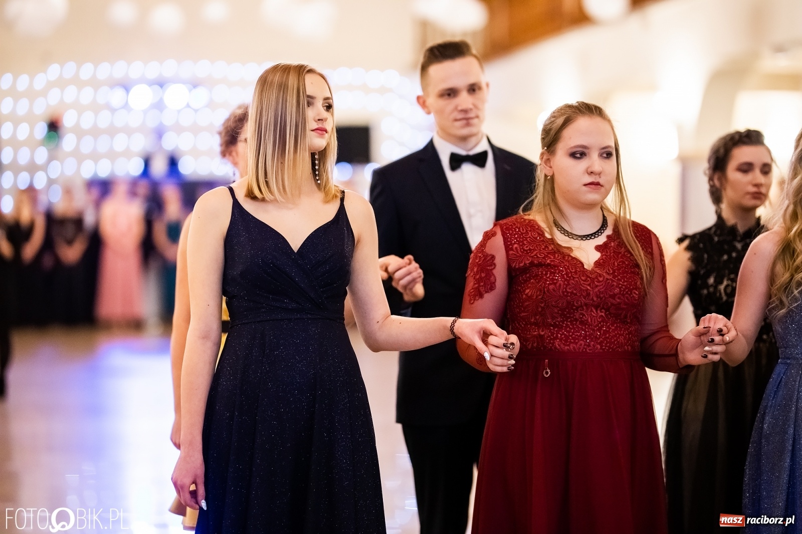 Zdjęcie w galerii na portalu naszraciborz.pl: Studniówka I LO im. Jana Kasprowicza w Raciborzu wiadomości z regionu