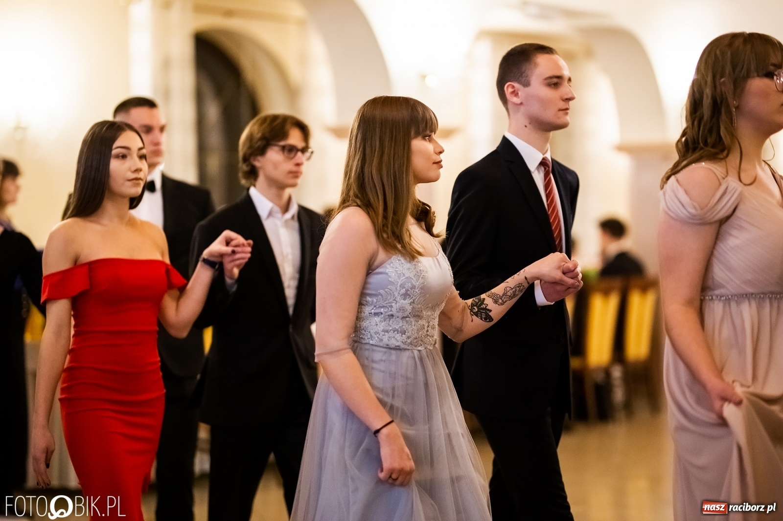 Zdjęcie w galerii na portalu naszraciborz.pl: Studniówka I LO im. Jana Kasprowicza w Raciborzu wiadomości z regionu