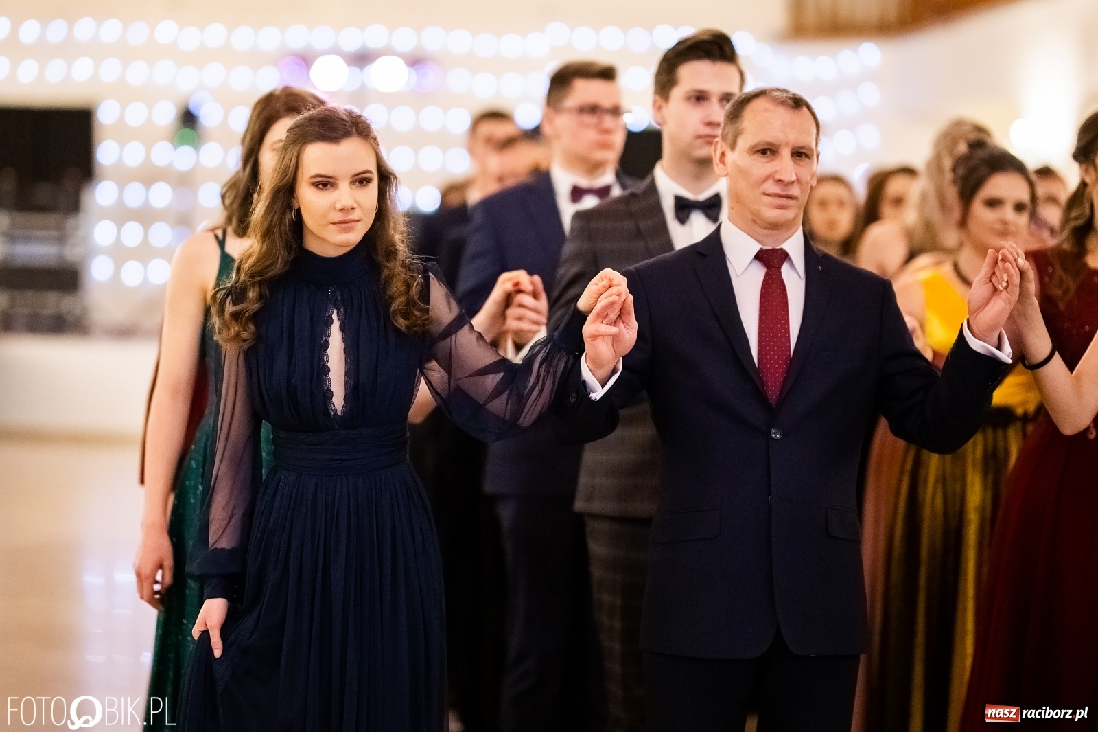 Zdjęcie w galerii na portalu naszraciborz.pl: Studniówka I LO im. Jana Kasprowicza w Raciborzu wiadomości z regionu