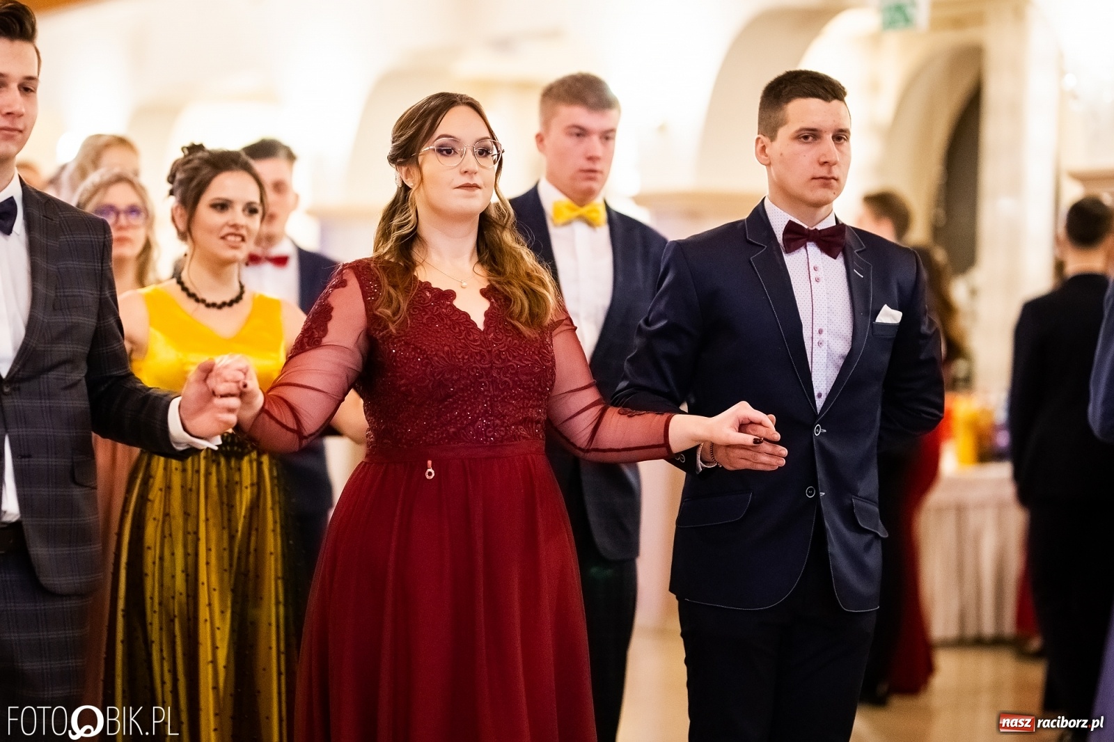 Zdjęcie w galerii na portalu naszraciborz.pl: Studniówka I LO im. Jana Kasprowicza w Raciborzu wiadomości z regionu