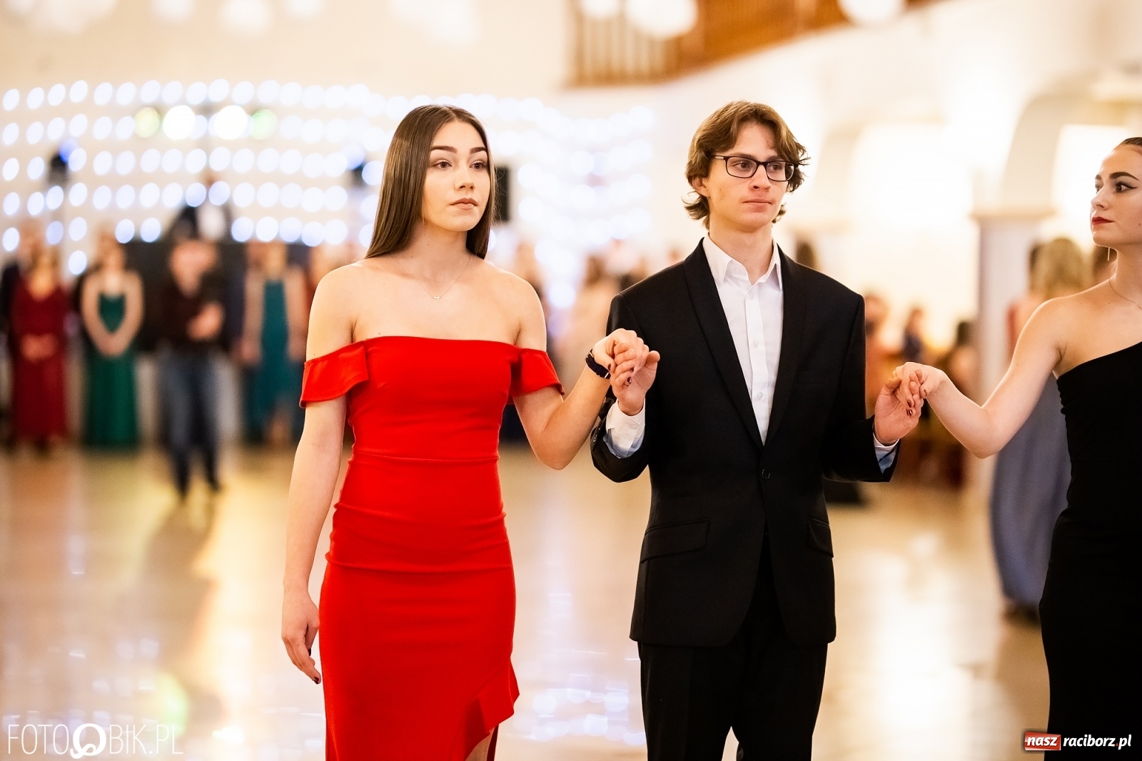 Zdjęcie w galerii na portalu naszraciborz.pl: Studniówka I LO im. Jana Kasprowicza w Raciborzu wiadomości z regionu