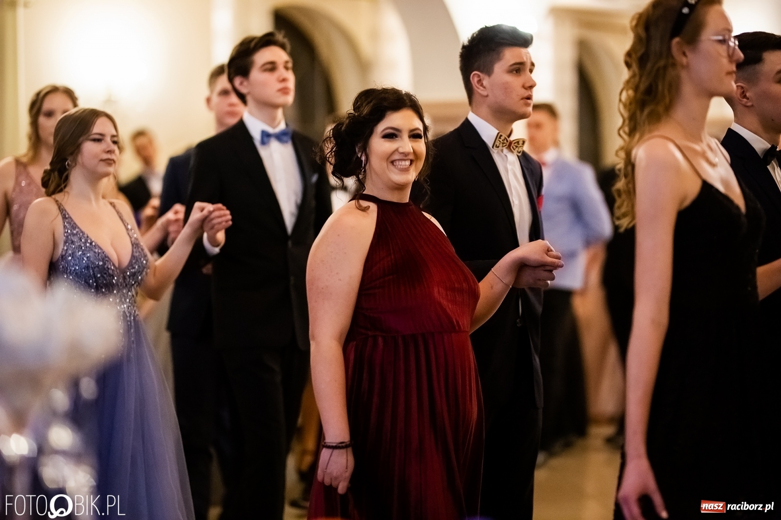 Zdjęcie w galerii na portalu naszraciborz.pl: Studniówka I LO im. Jana Kasprowicza w Raciborzu wiadomości z regionu