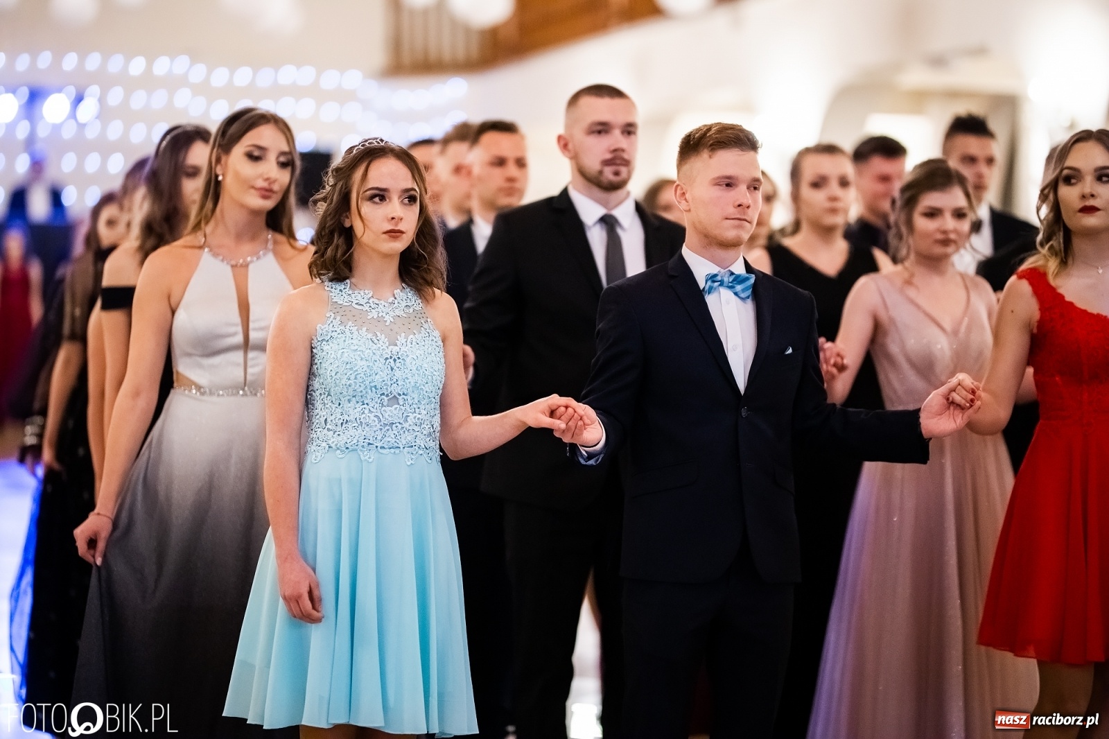 Zdjęcie w galerii na portalu naszraciborz.pl: Studniówka I LO im. Jana Kasprowicza w Raciborzu wiadomości z regionu