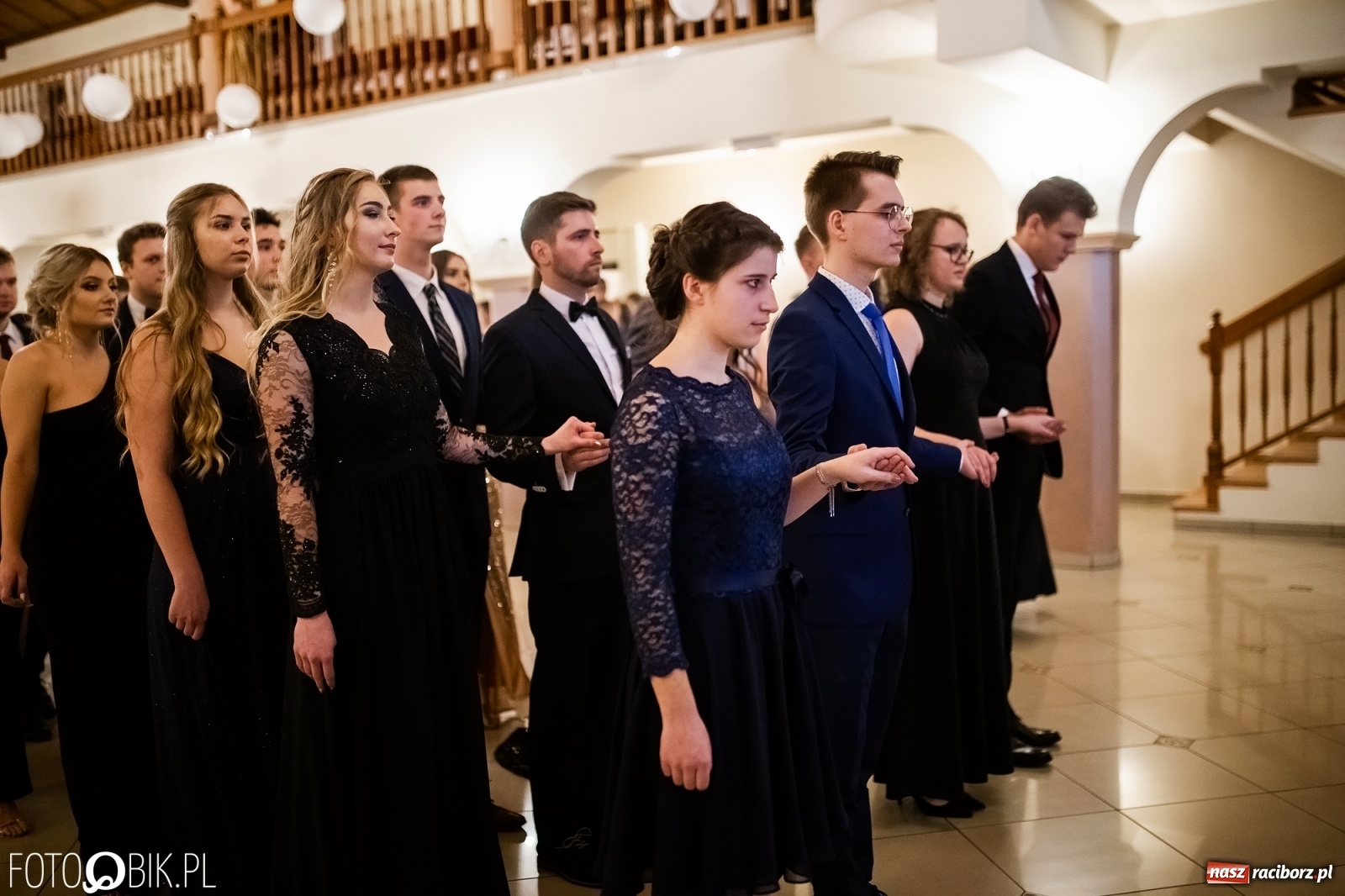 Zdjęcie w galerii na portalu naszraciborz.pl: Studniówka I LO im. Jana Kasprowicza w Raciborzu wiadomości z regionu