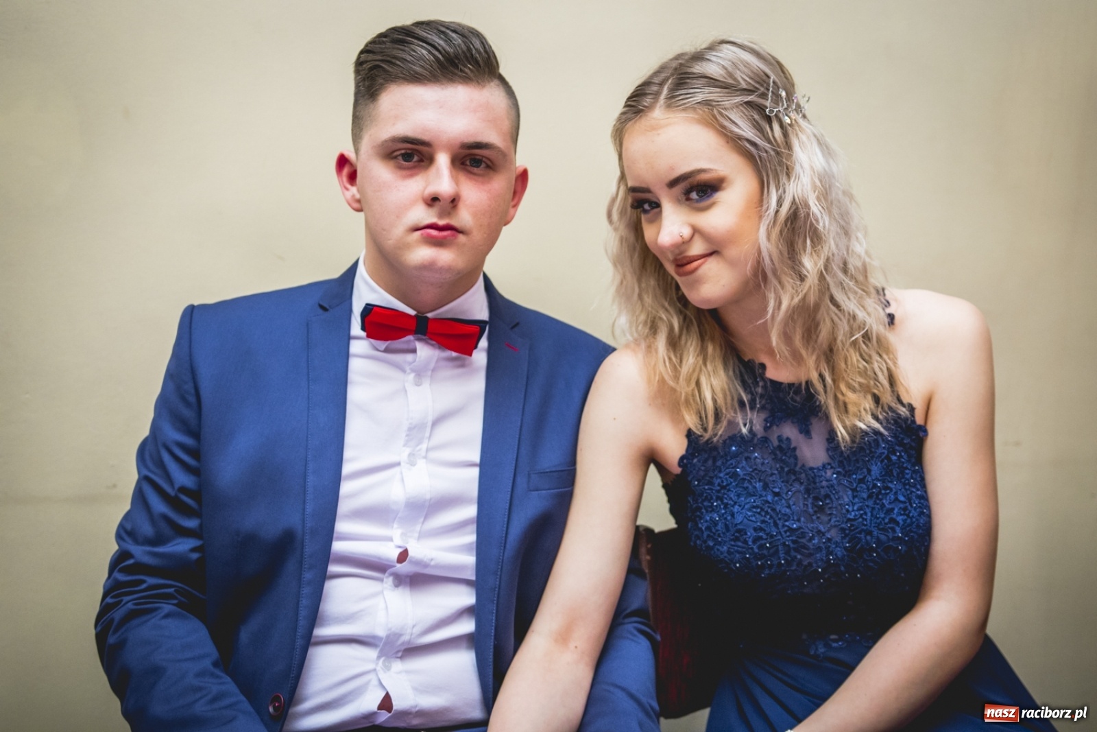 Zdjęcie w galerii na portalu naszraciborz.pl: Studniówka I LO im. Jana Kasprowicza w Raciborzu wiadomości z regionu