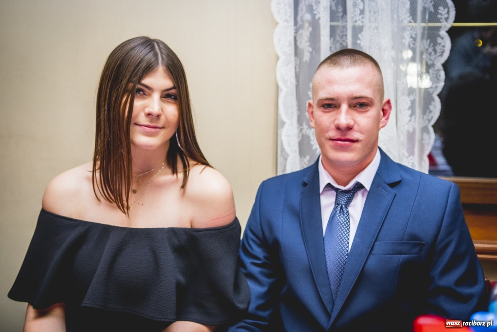 Zdjęcie w galerii na portalu naszraciborz.pl: Studniówka I LO im. Jana Kasprowicza w Raciborzu wiadomości z regionu