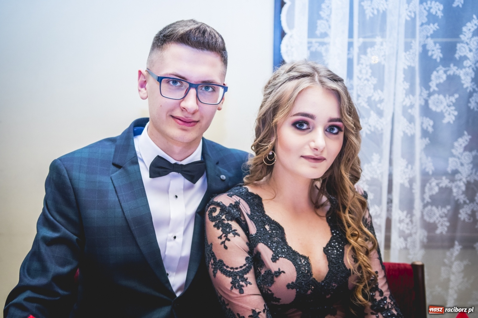 Zdjęcie w galerii na portalu naszraciborz.pl: Studniówka I LO im. Jana Kasprowicza w Raciborzu wiadomości z regionu