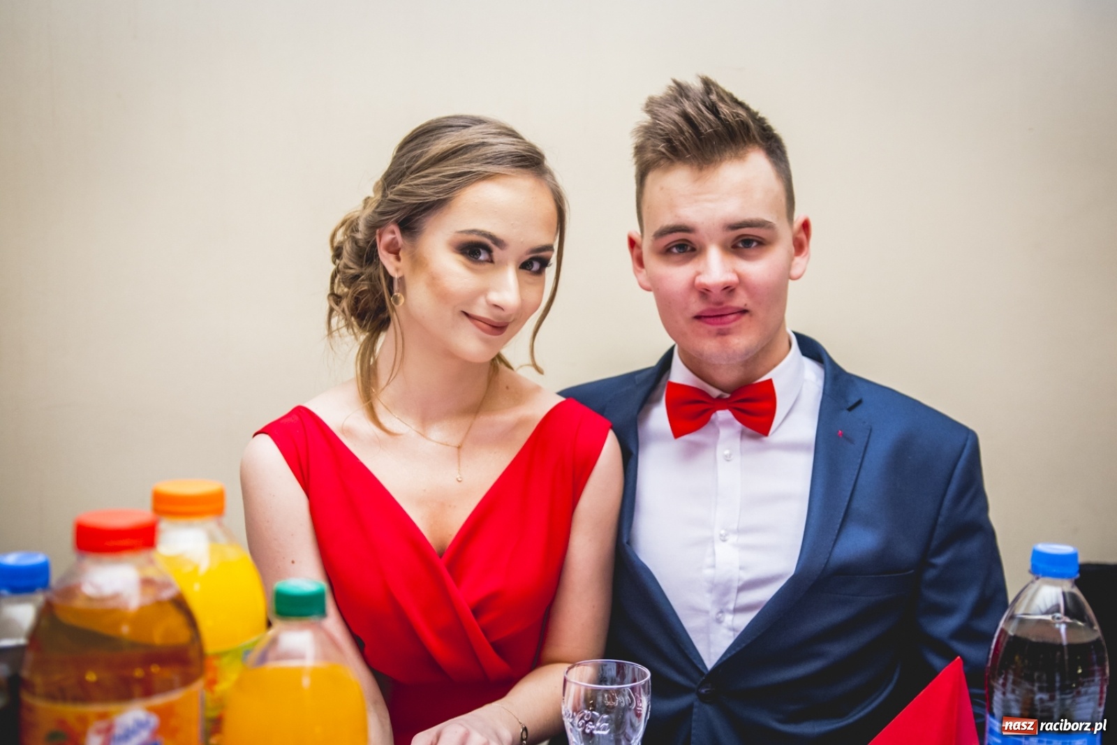 Zdjęcie w galerii na portalu naszraciborz.pl: Studniówka I LO im. Jana Kasprowicza w Raciborzu wiadomości z regionu