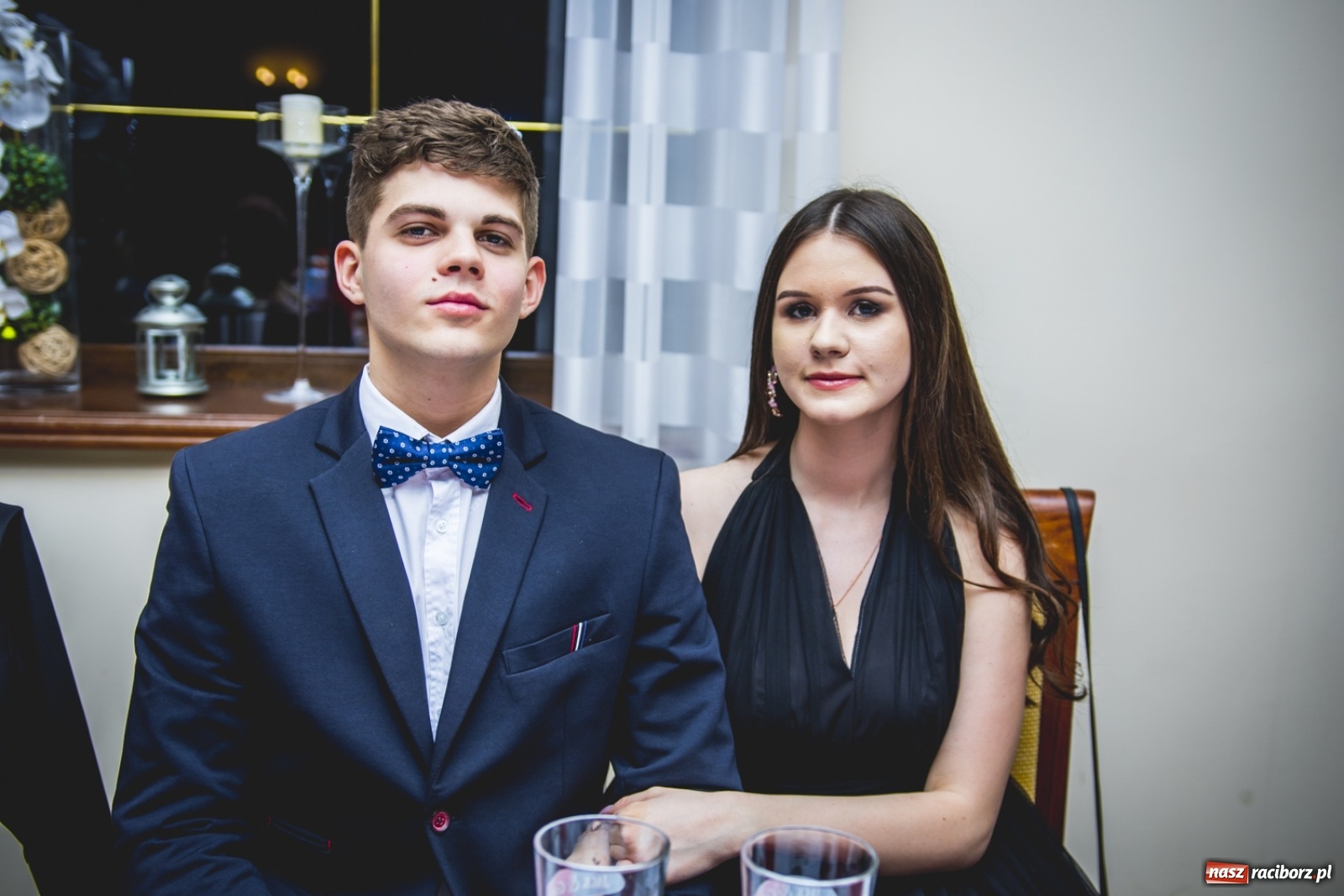 Zdjęcie w galerii na portalu naszraciborz.pl: Studniówka I LO im. Jana Kasprowicza w Raciborzu wiadomości z regionu