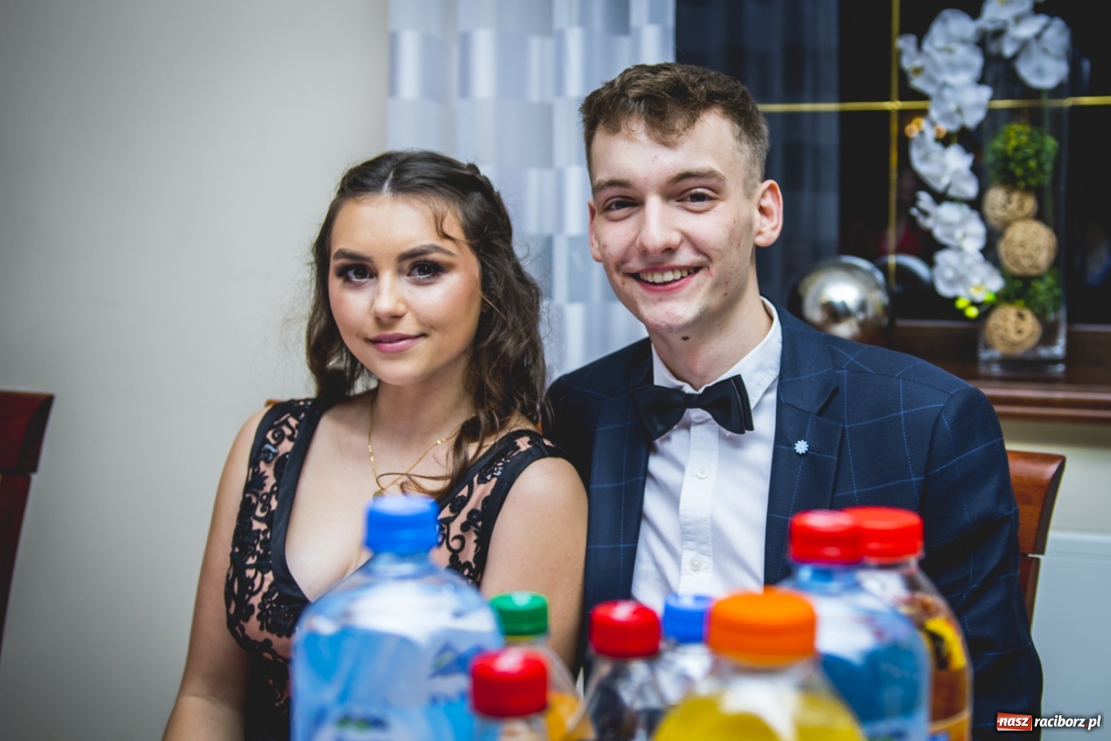 Zdjęcie w galerii na portalu naszraciborz.pl: Studniówka I LO im. Jana Kasprowicza w Raciborzu wiadomości z regionu