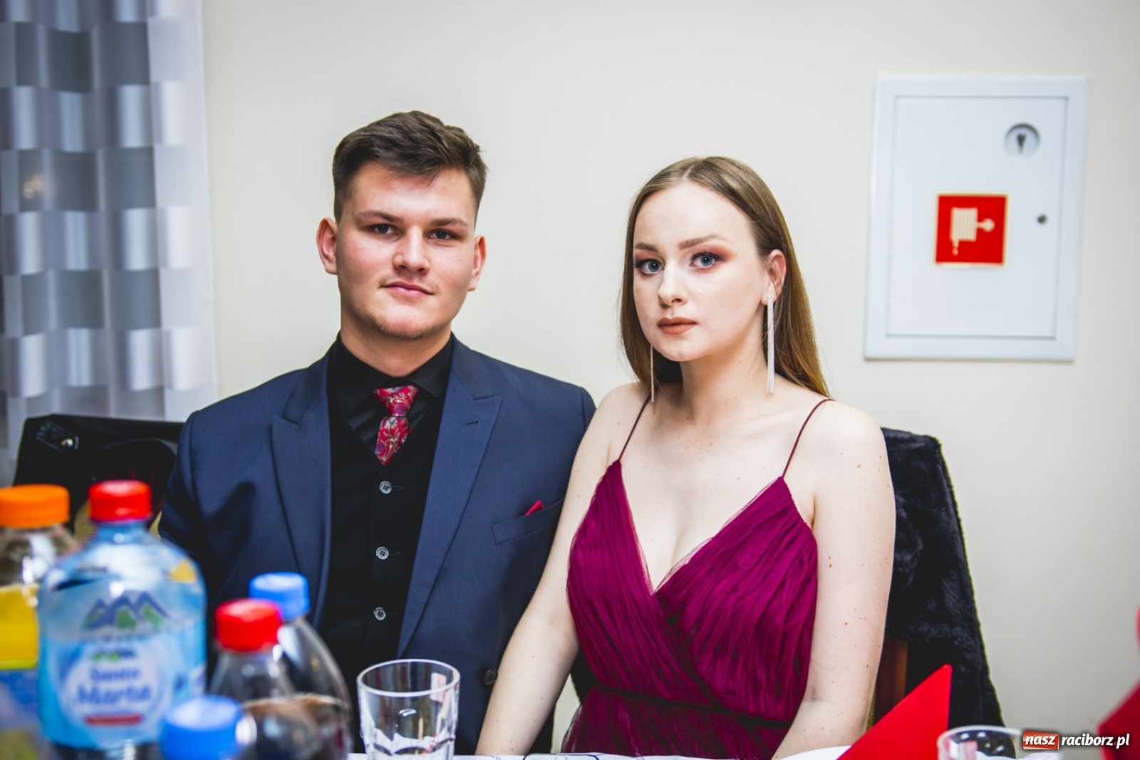 Zdjęcie w galerii na portalu naszraciborz.pl: Studniówka I LO im. Jana Kasprowicza w Raciborzu wiadomości z regionu