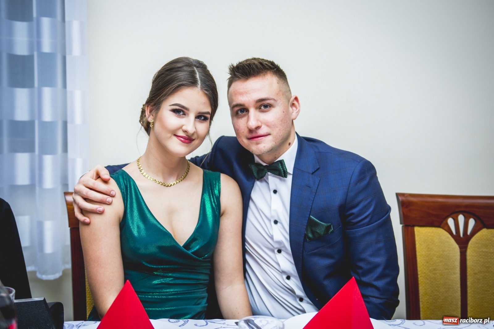 Zdjęcie w galerii na portalu naszraciborz.pl: Studniówka I LO im. Jana Kasprowicza w Raciborzu wiadomości z regionu